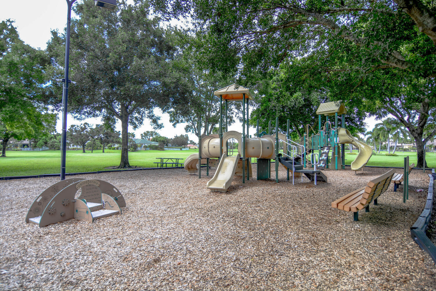 ISLES AT WELLINGTON 6 - Residential