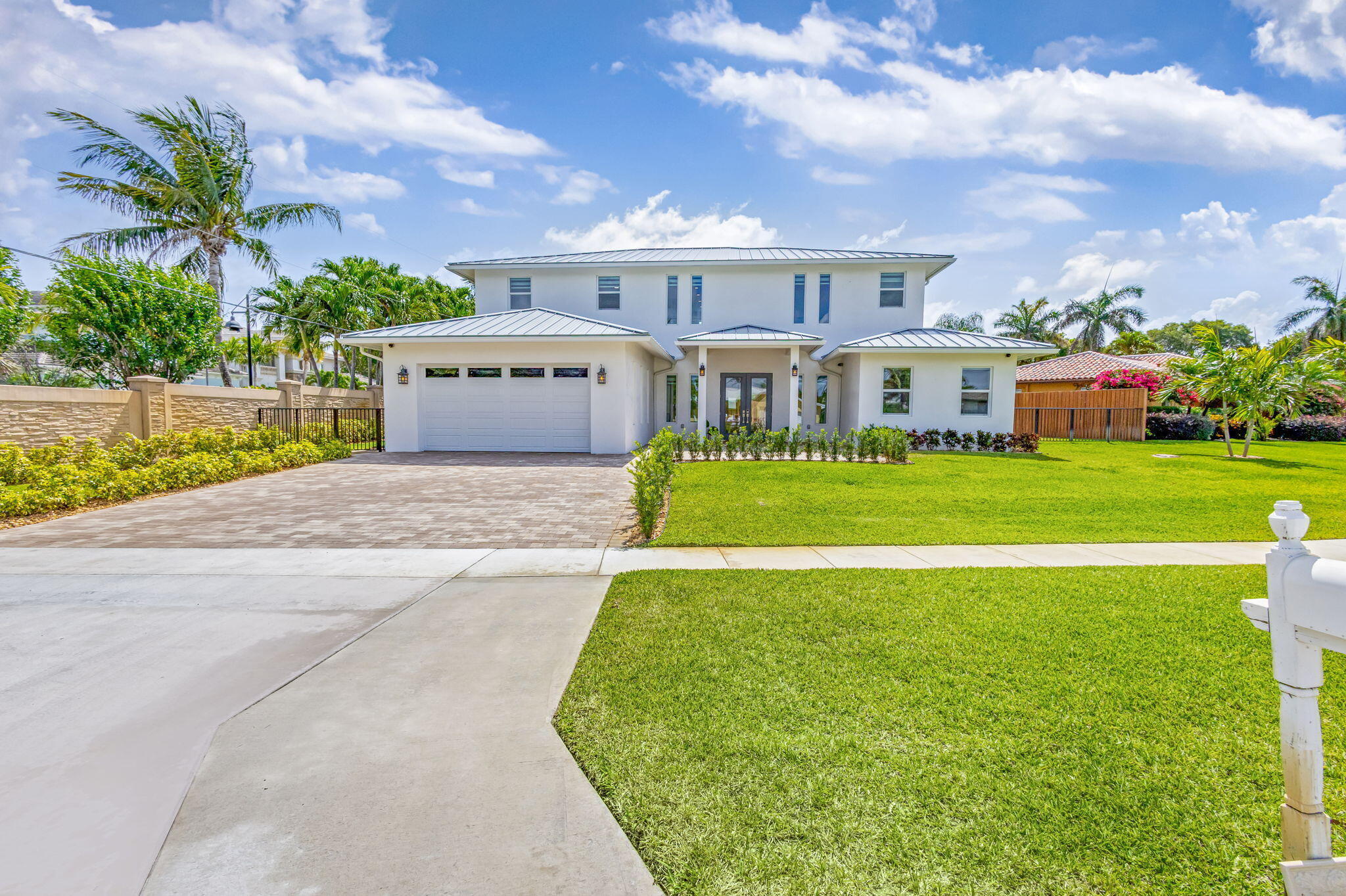 JUNO ISLES - Residential