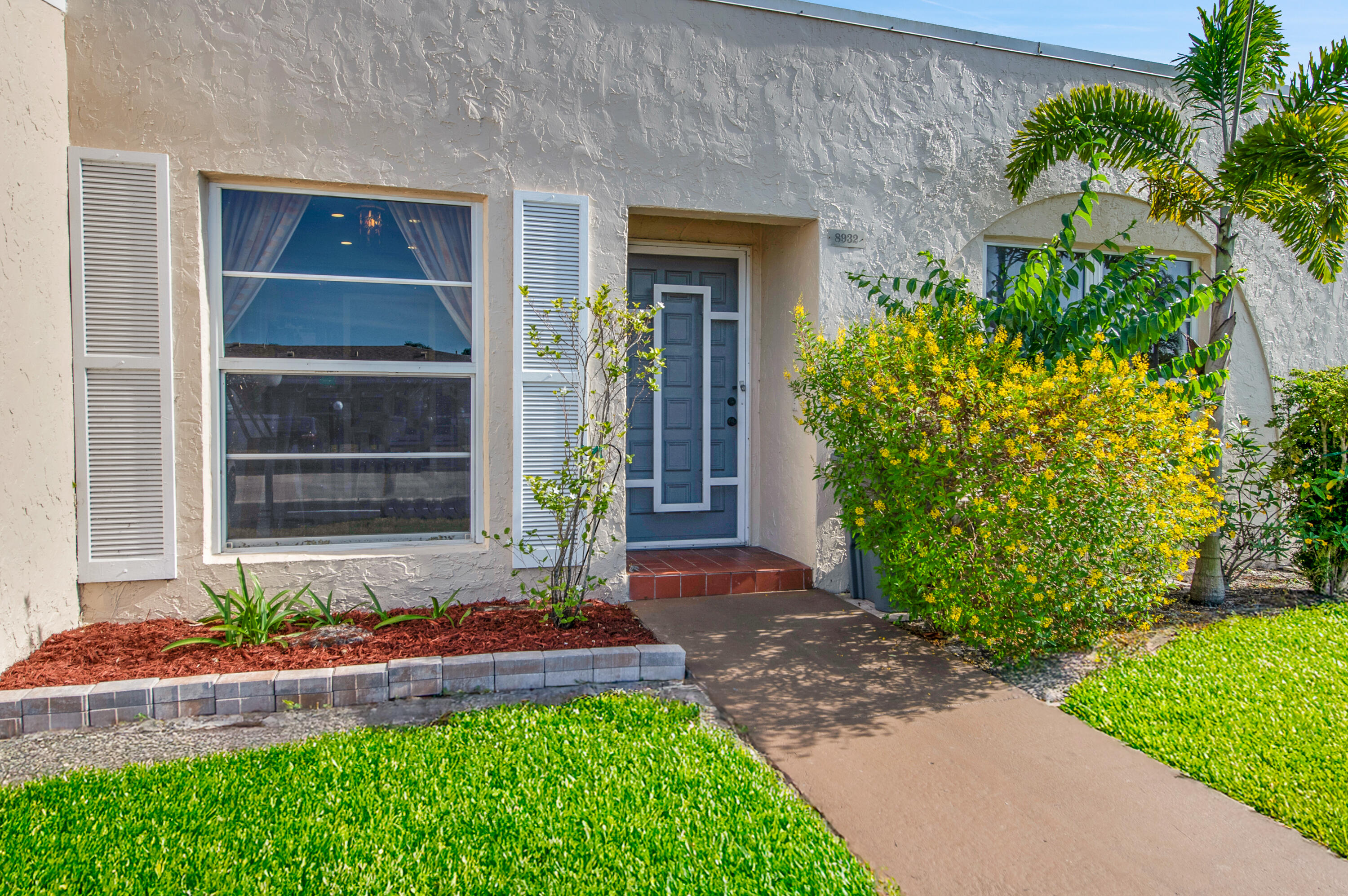 BOCA LAKES CONDO - Residential