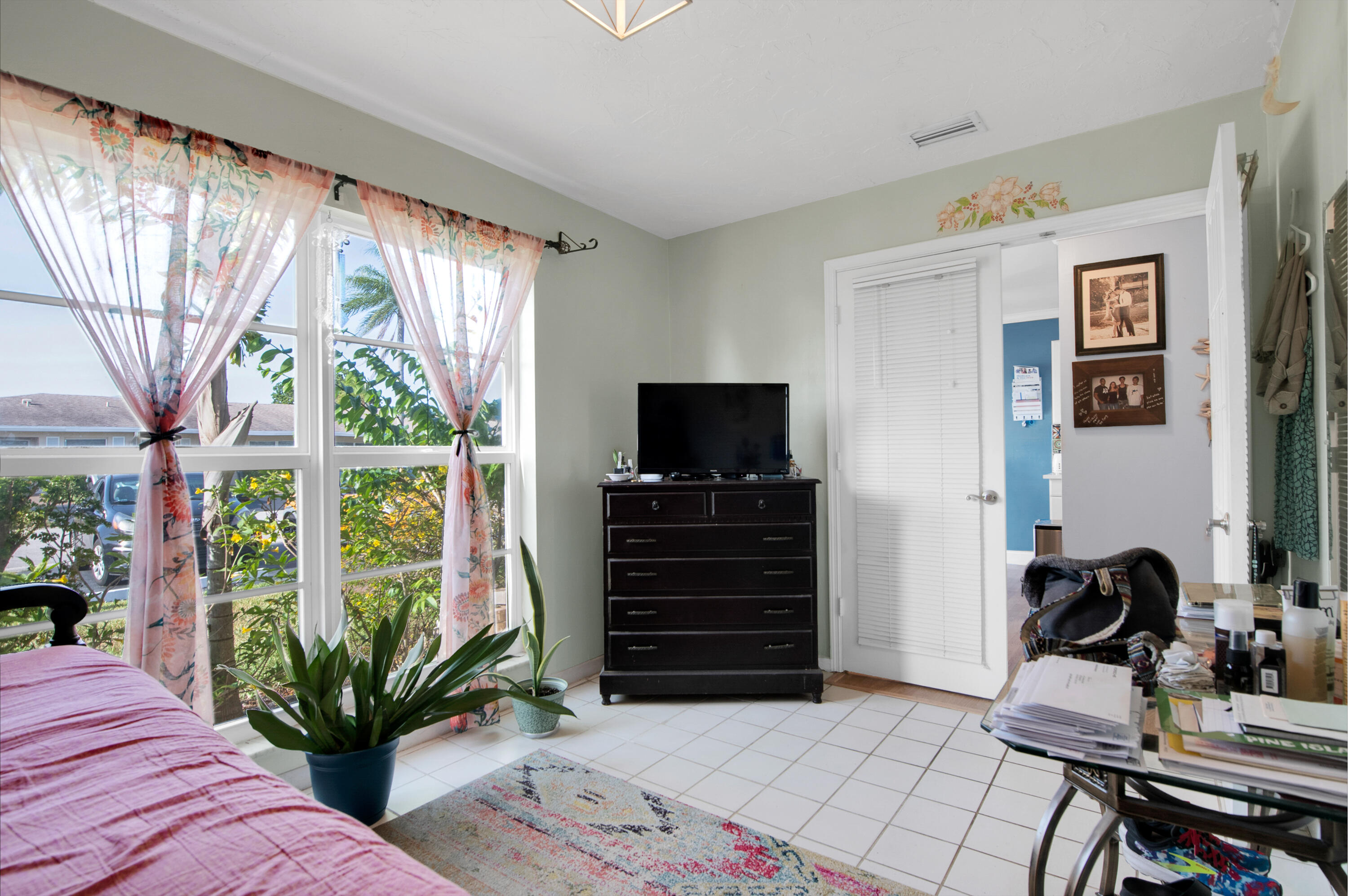 BOCA LAKES CONDO - Residential