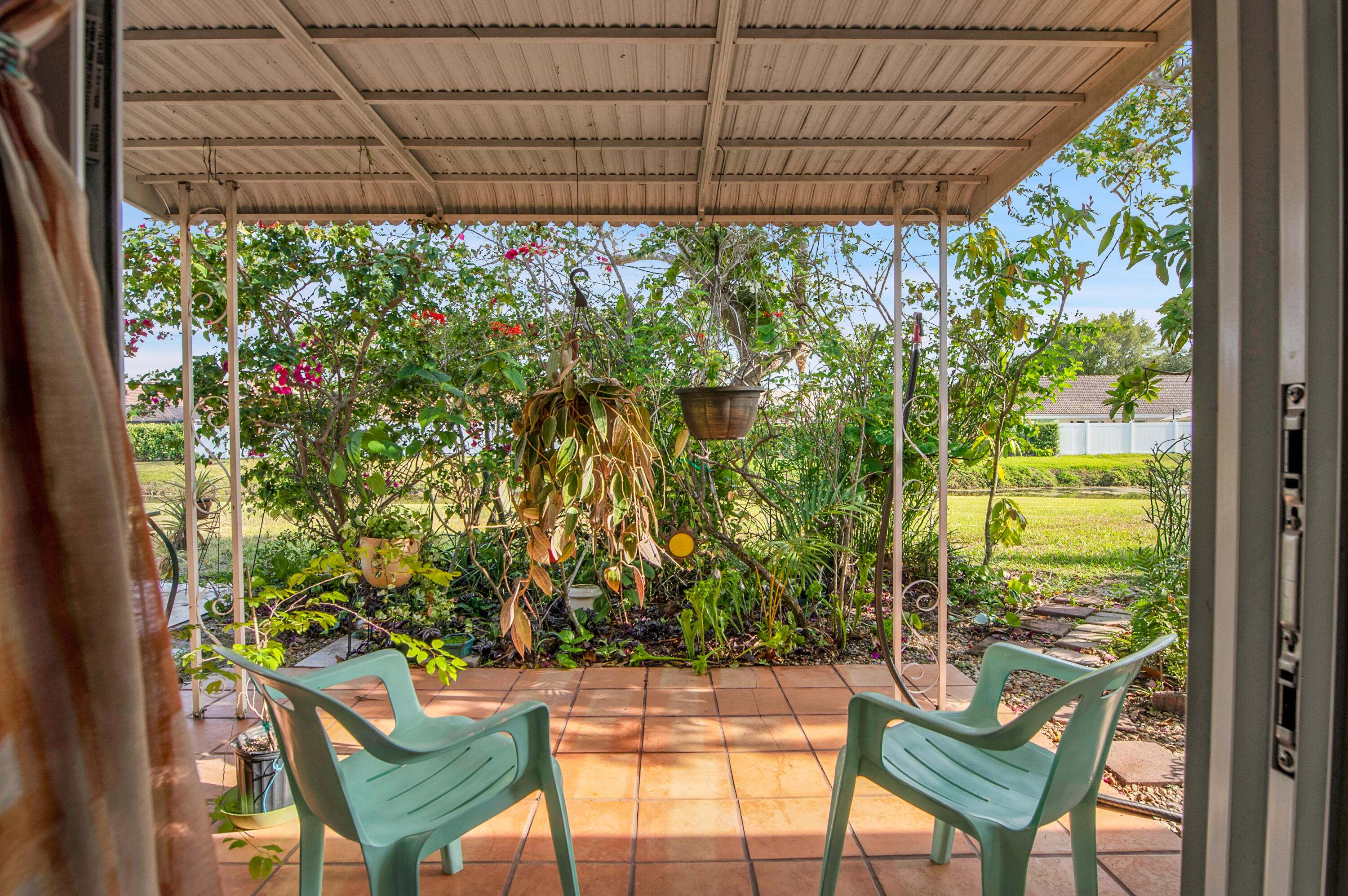 BOCA LAKES CONDO - Residential
