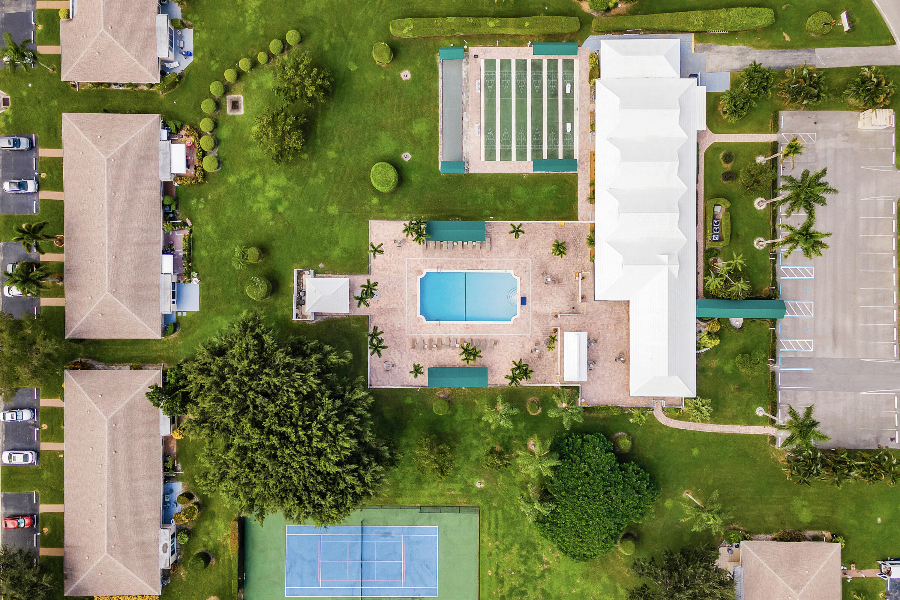 BOCA LAKES CONDO - Residential