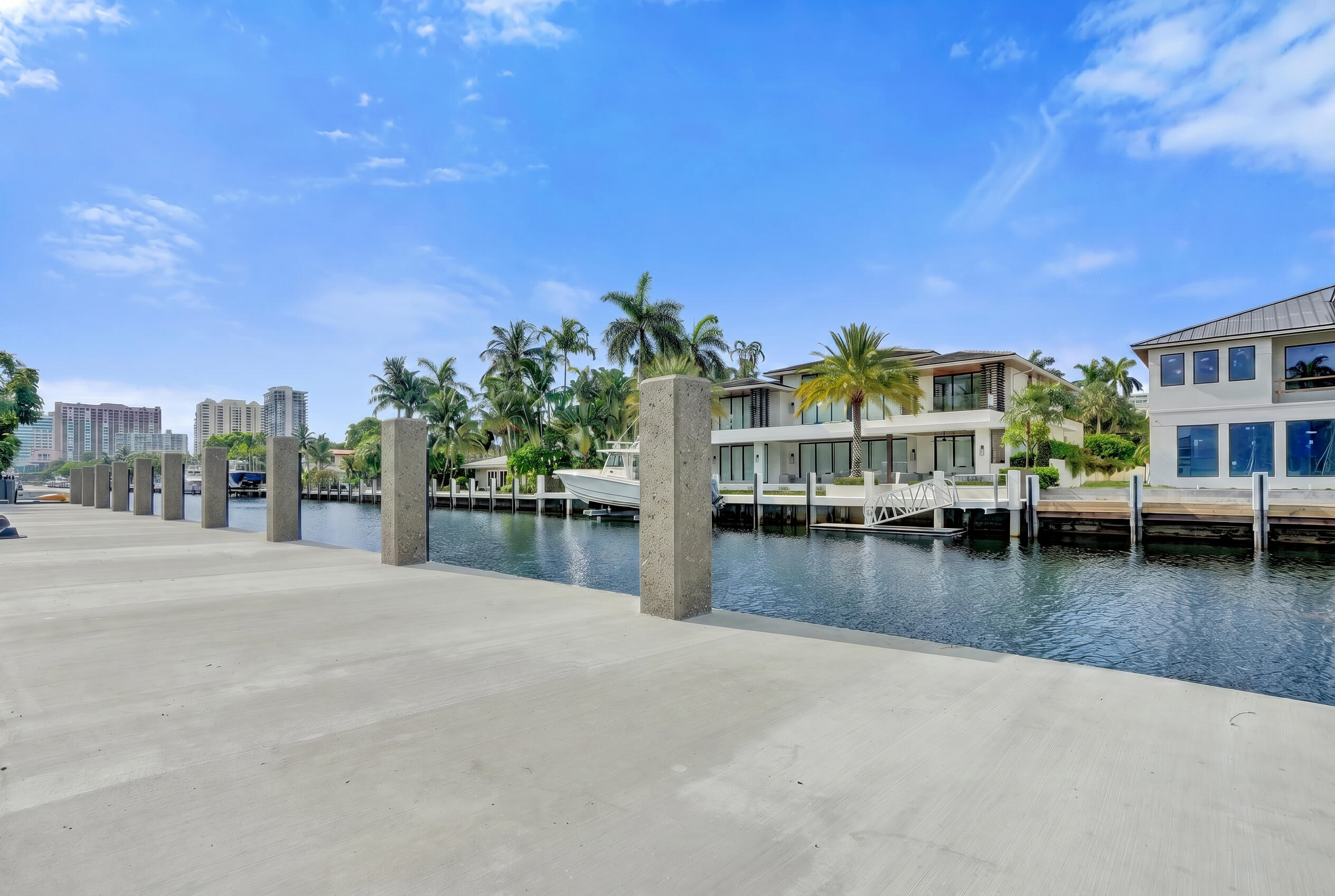 PELICAN ISLE - Land