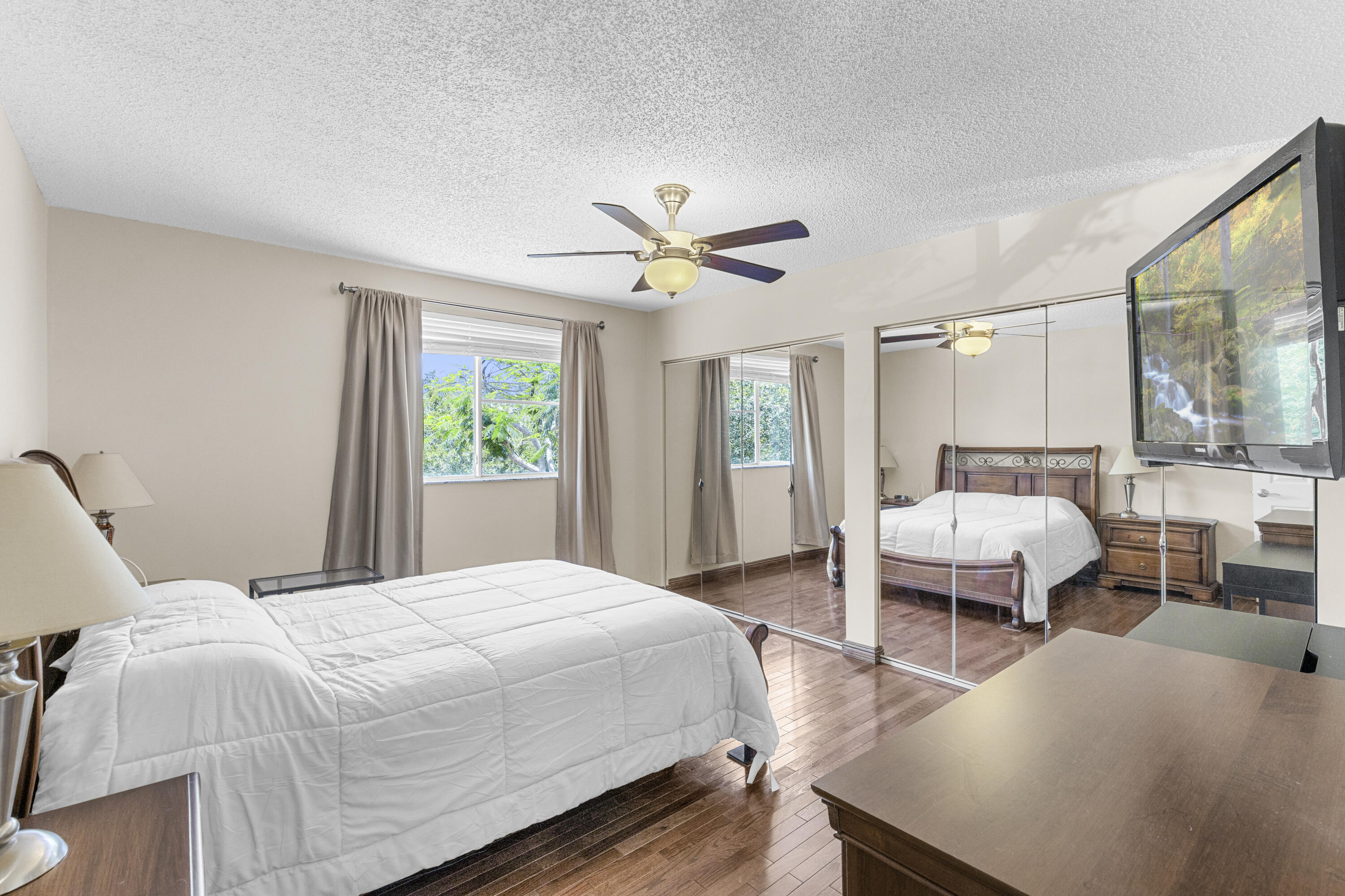 North Lakes - Residential