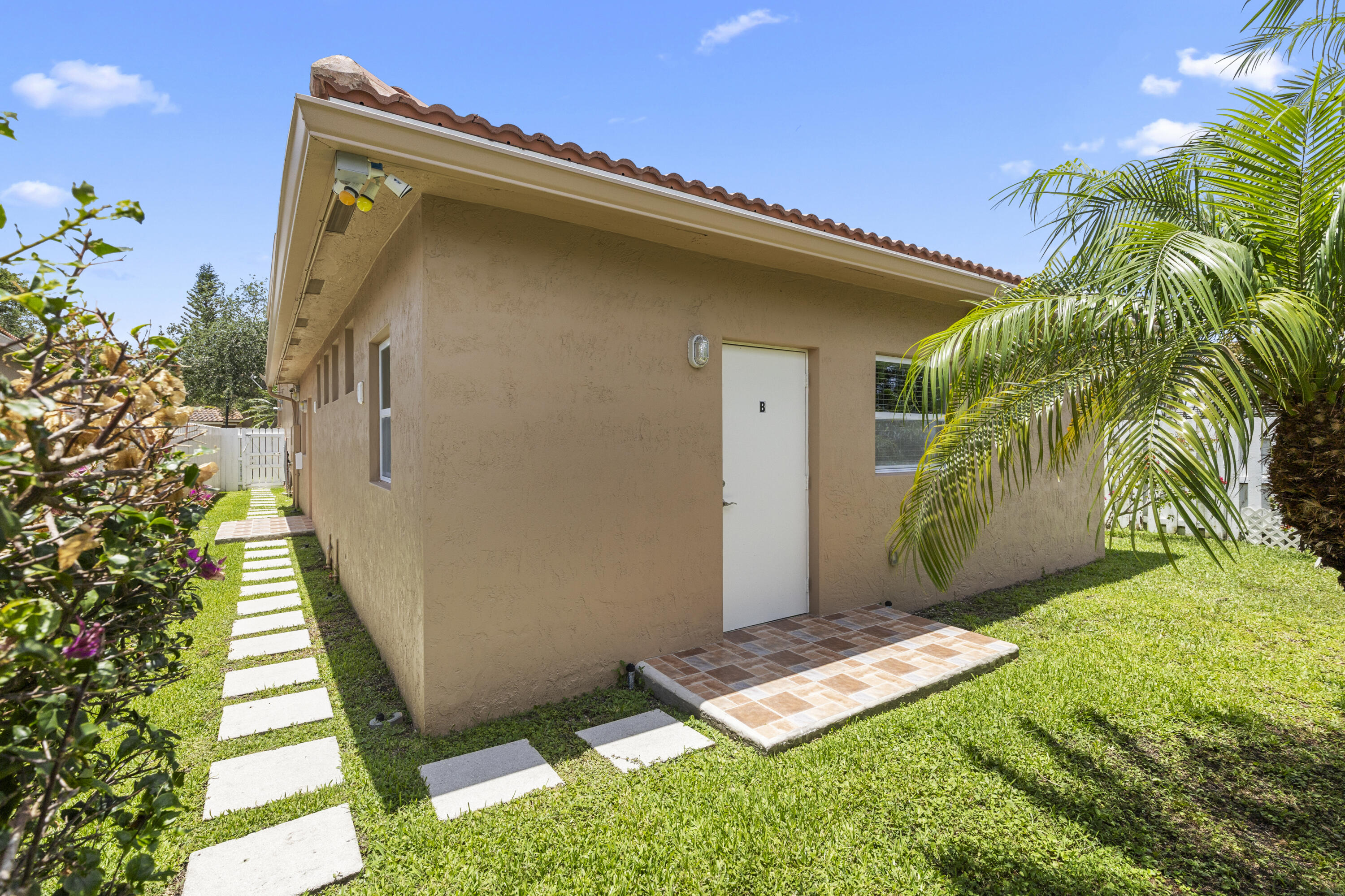 North Lakes - Residential