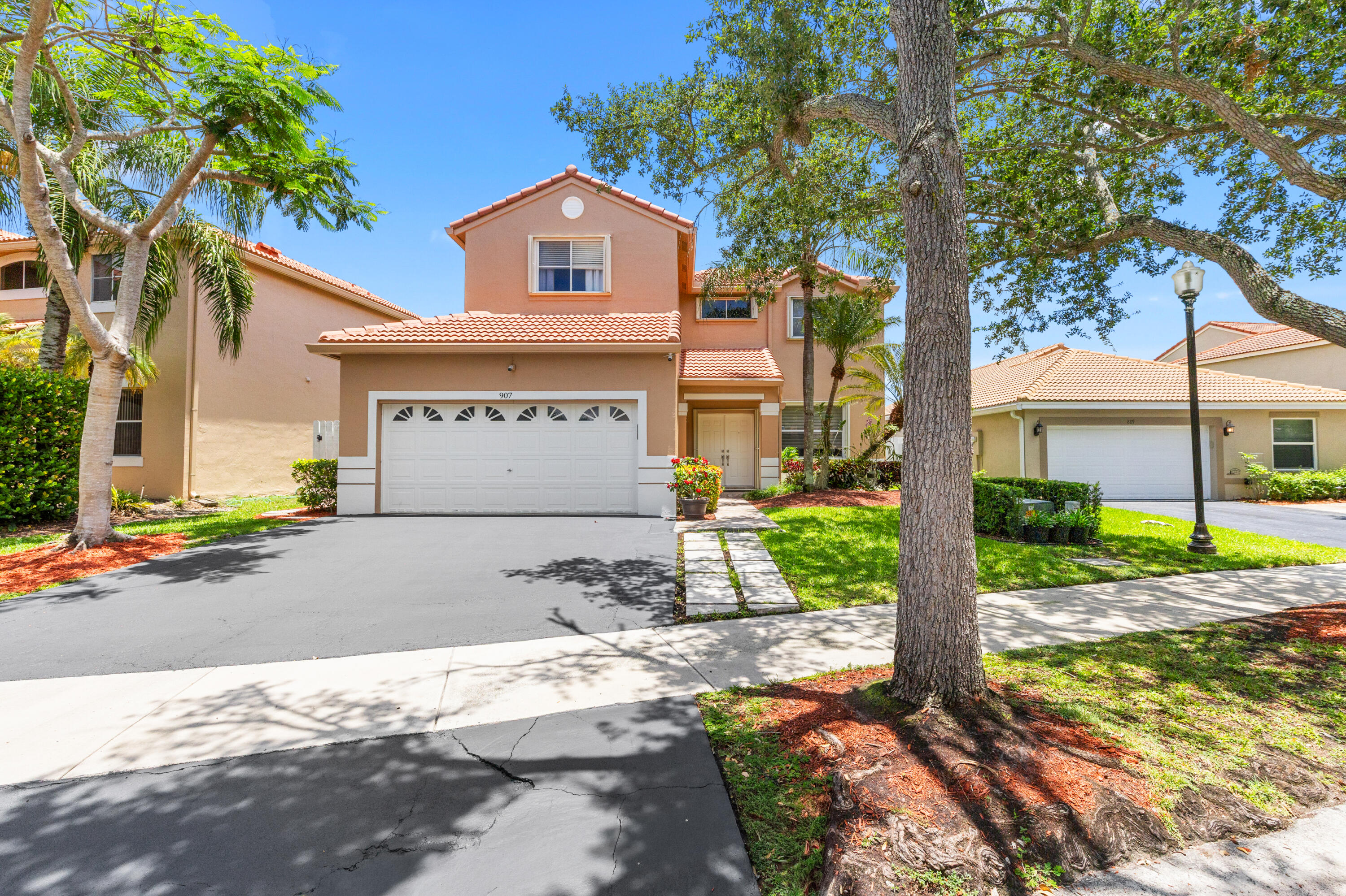 North Lakes - Residential