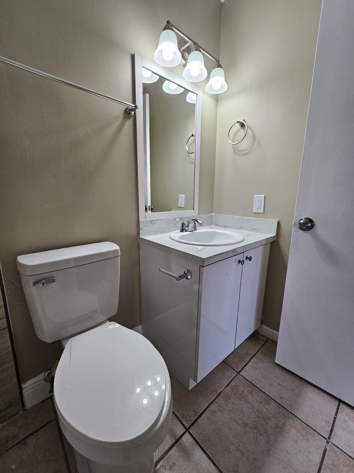 FOREST GLEN - Residential Lease