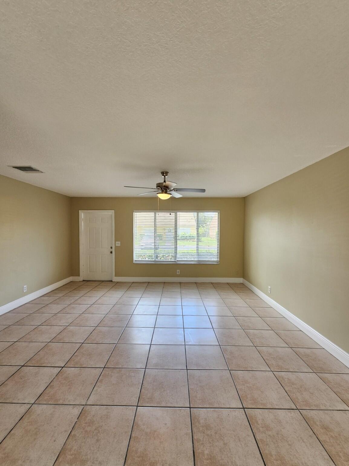 FOREST GLEN - Residential Lease