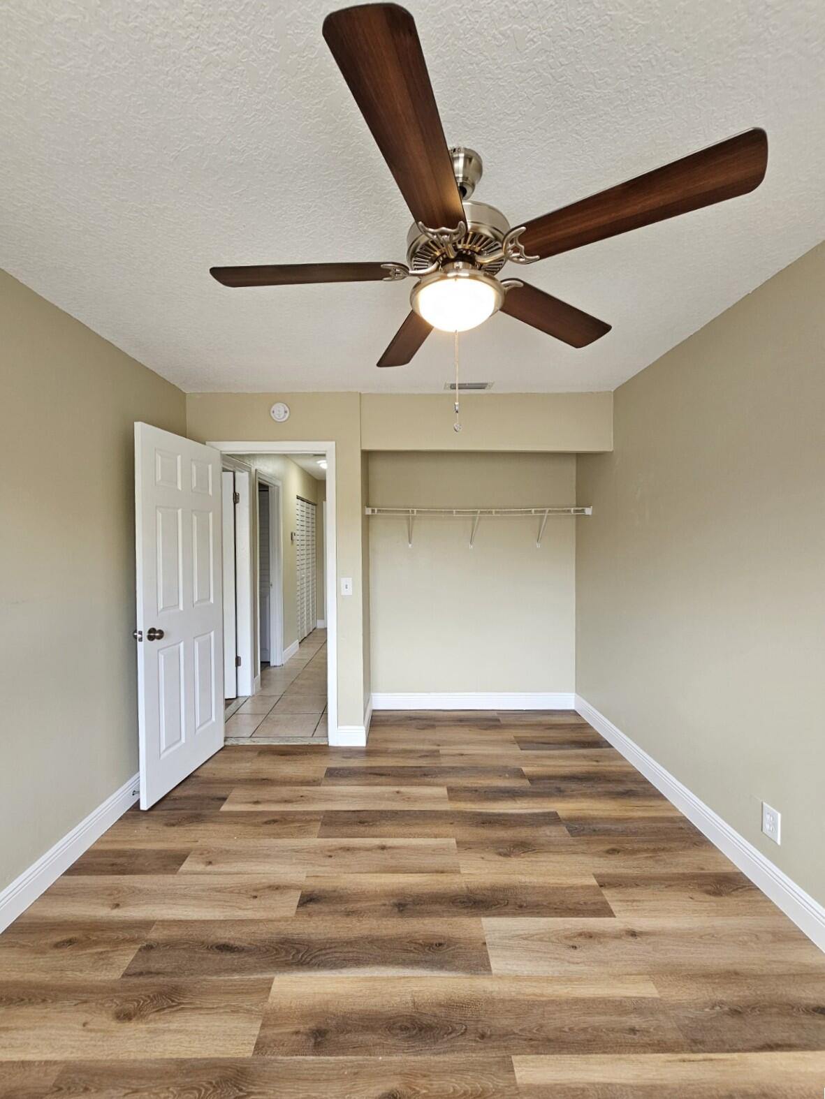 FOREST GLEN - Residential Lease