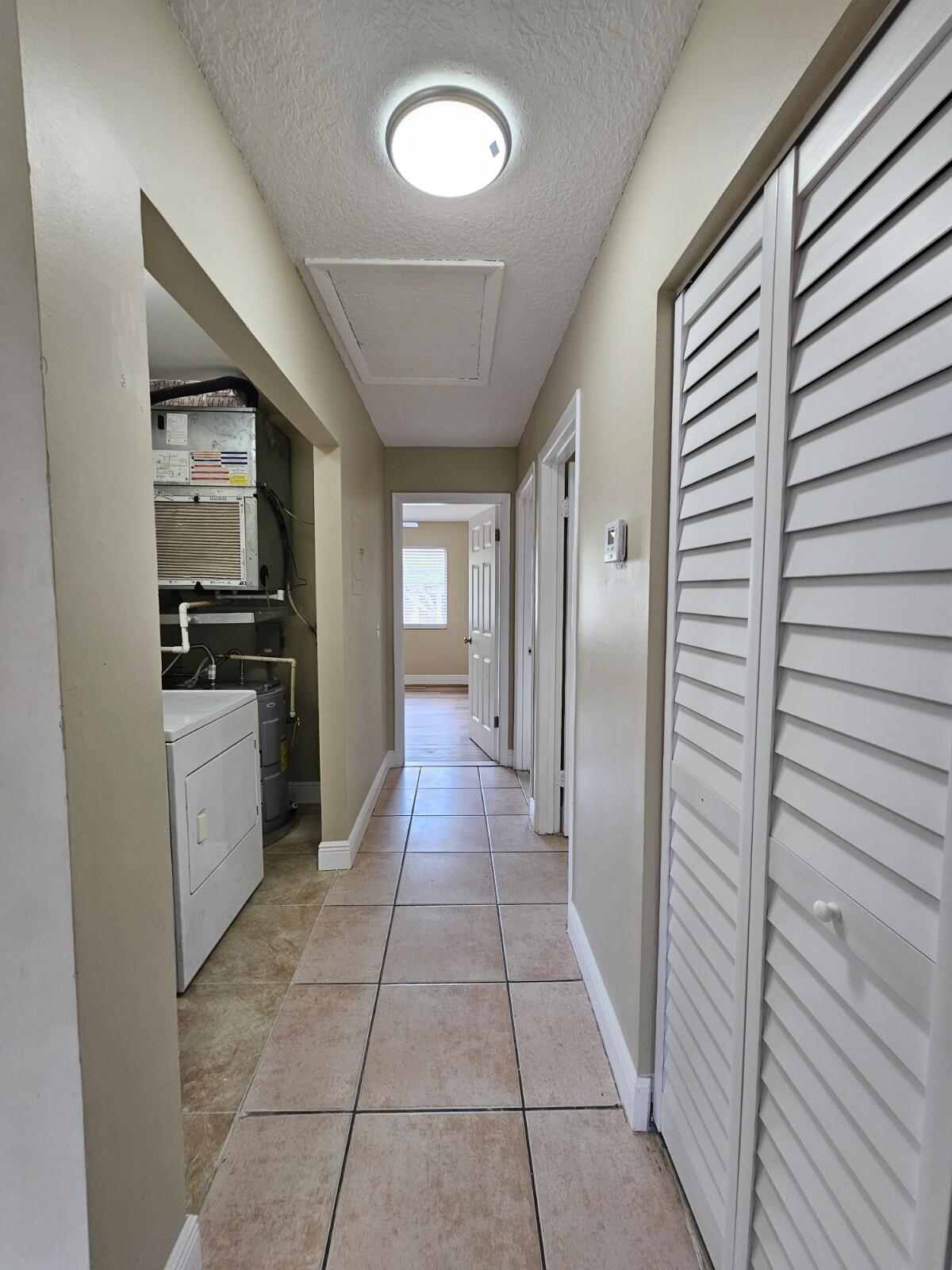 FOREST GLEN - Residential Lease