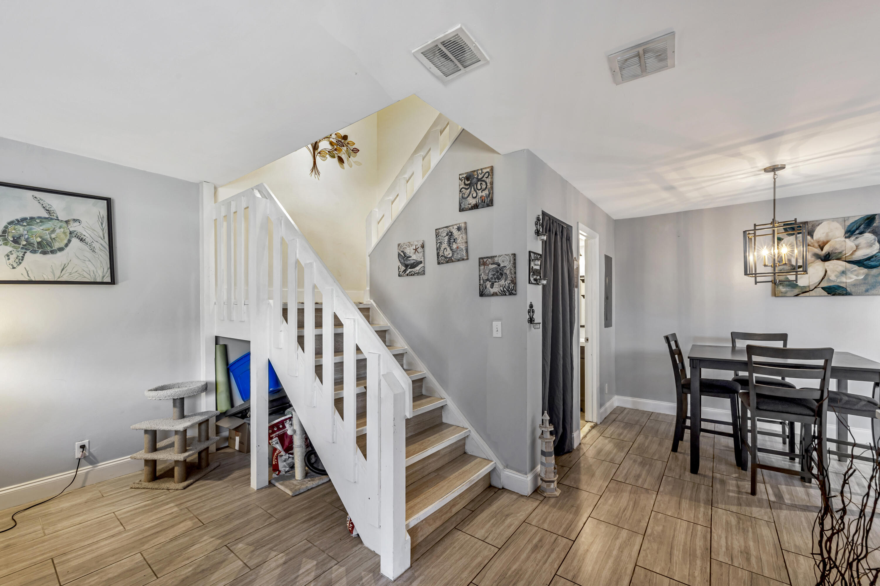 RAINBERRY BAY SEC 2 - Residential