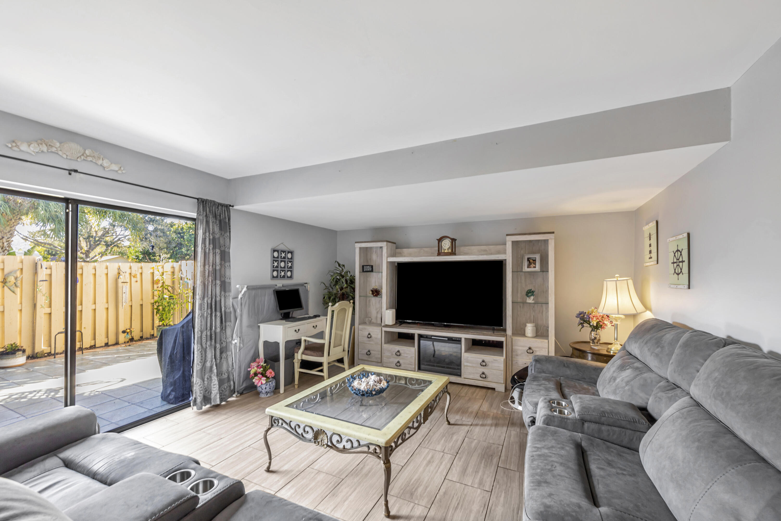 RAINBERRY BAY SEC 2 - Residential