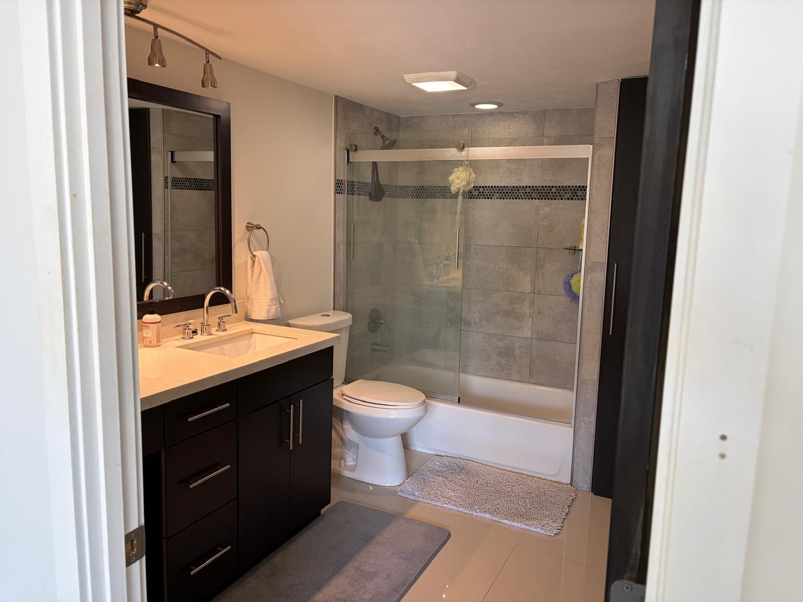 AVENTURA ELDORADO CONDO - Residential Lease