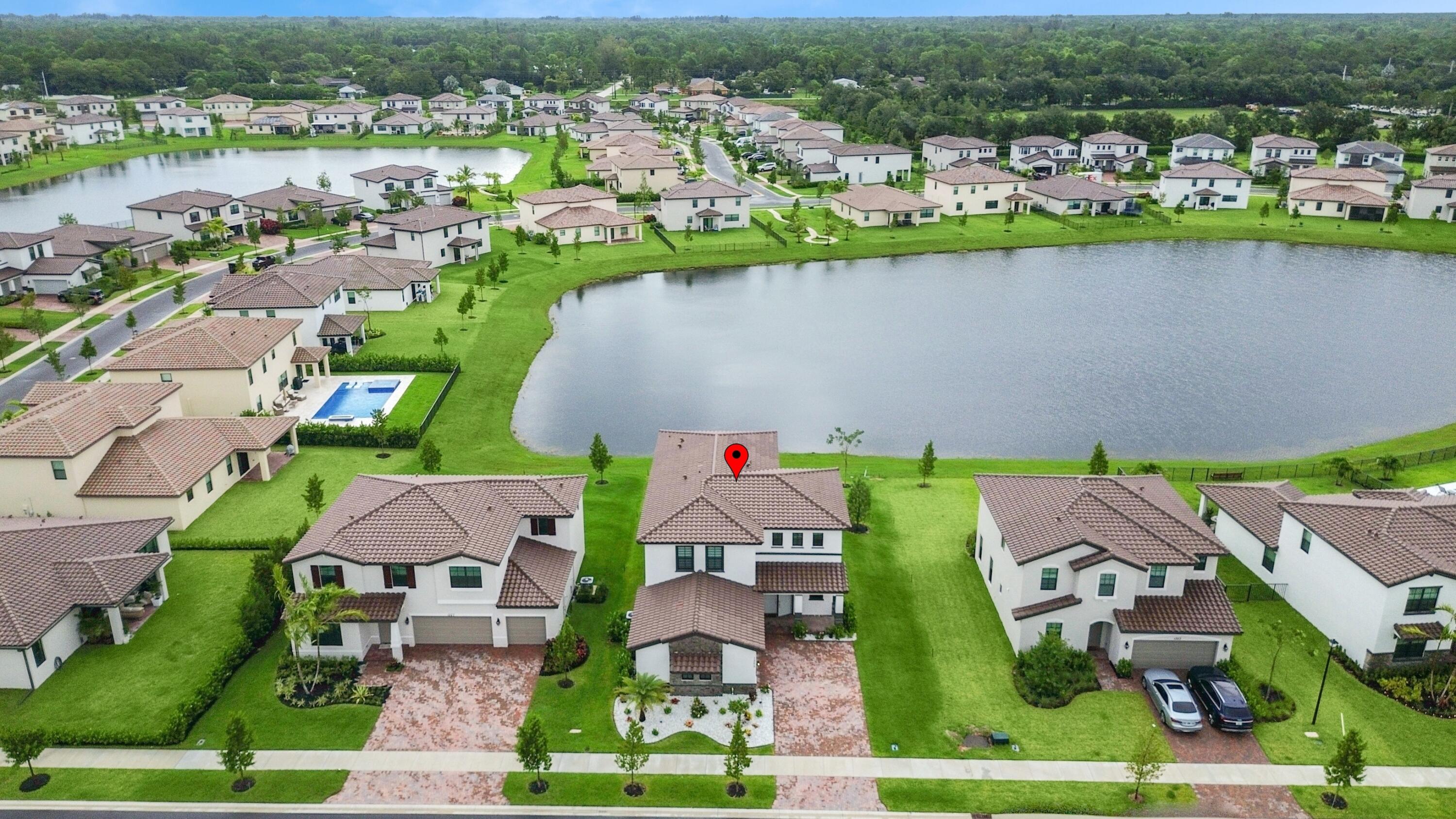 CRESTWOOD NORTH - Residential
