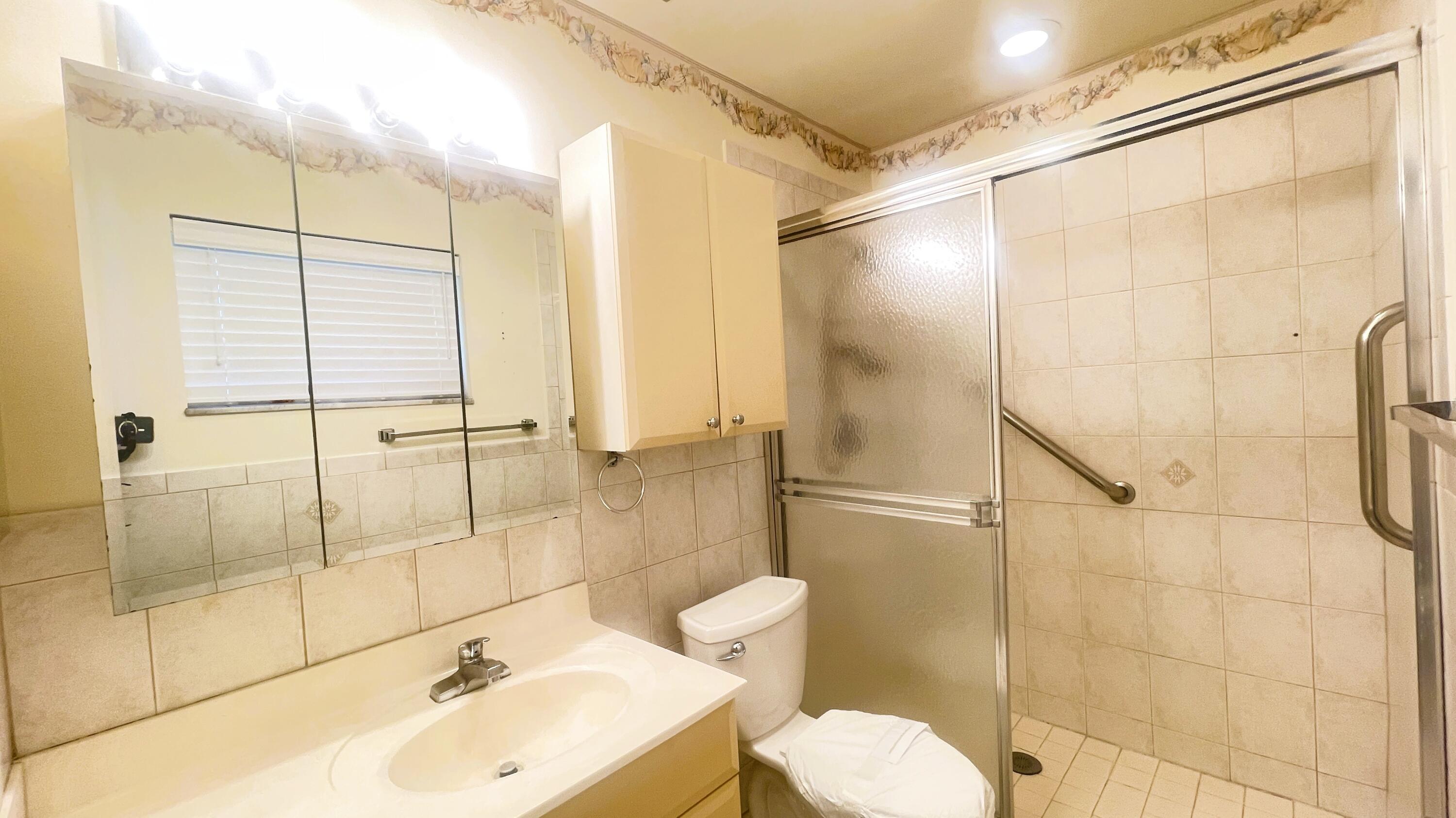 Las Verdes - Residential