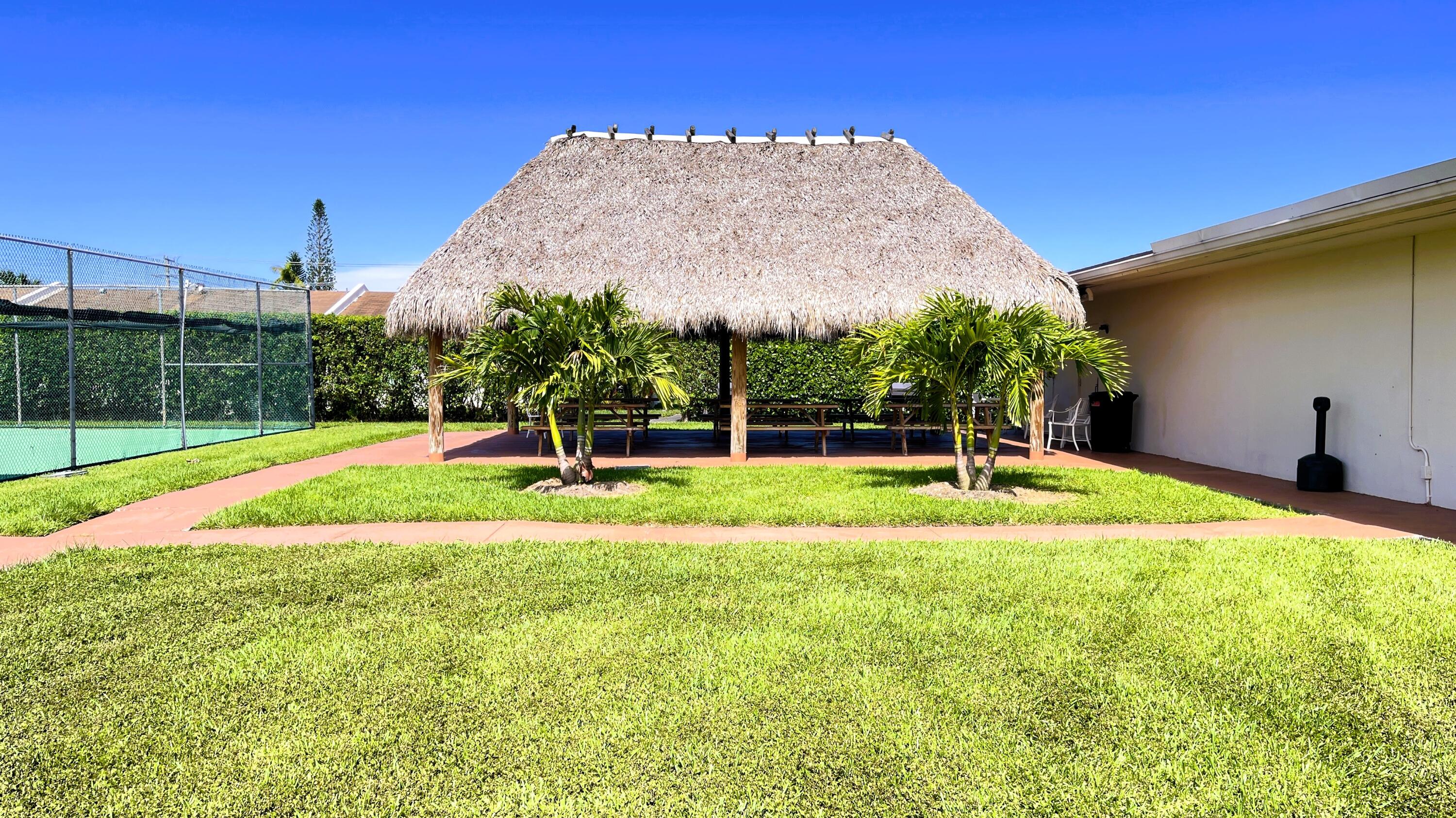 Las Verdes - Residential