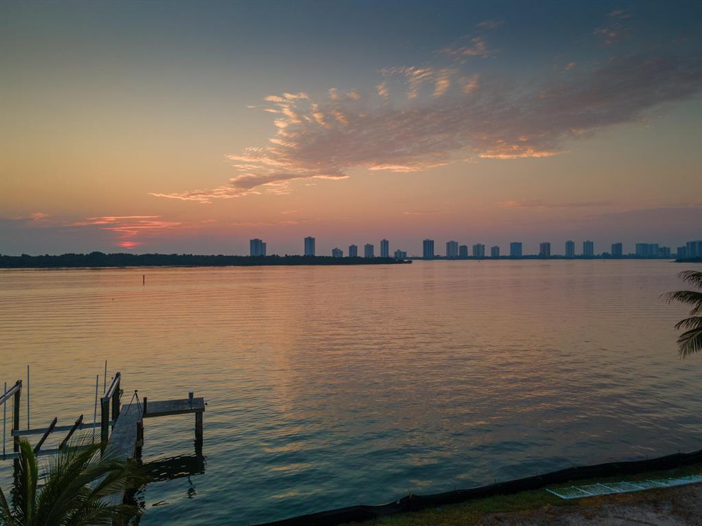PALM BEACH LAKE WORTH ESTATES 2 - Residential