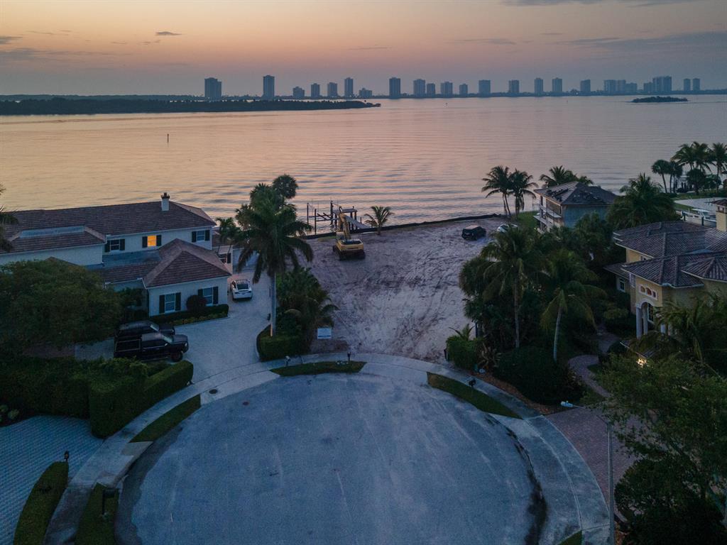 PALM BEACH LAKE WORTH ESTATES 2 - Residential