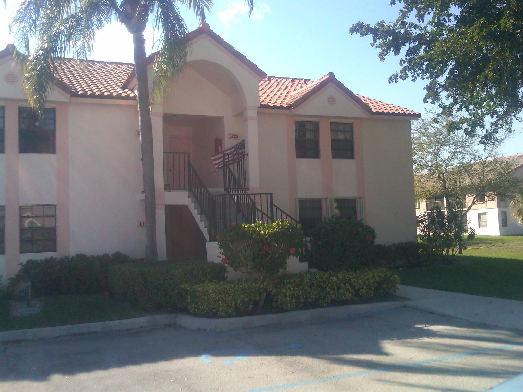 LAKE WINDWOOD - Residential Lease