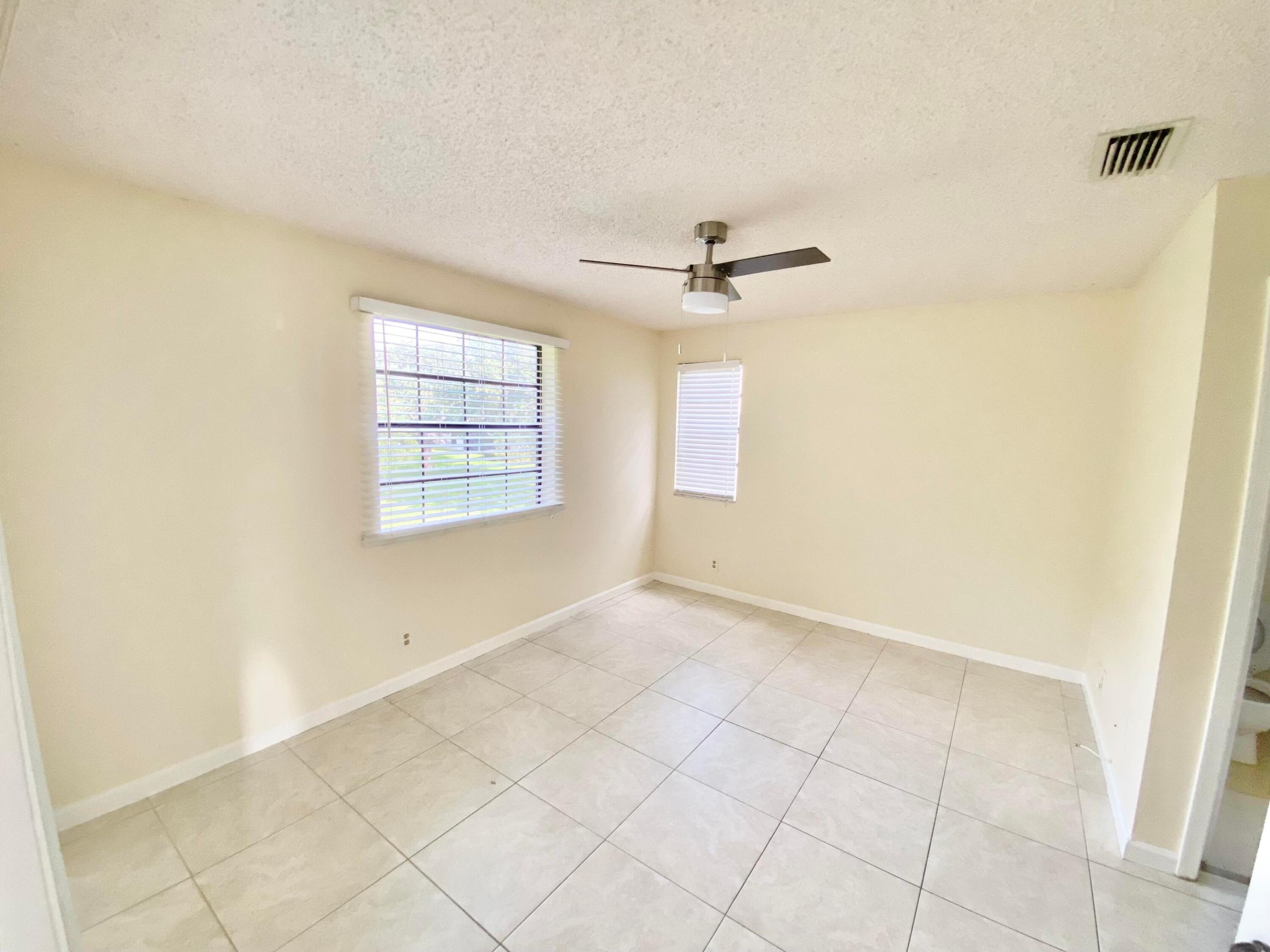 LAKE WINDWOOD - Residential Lease