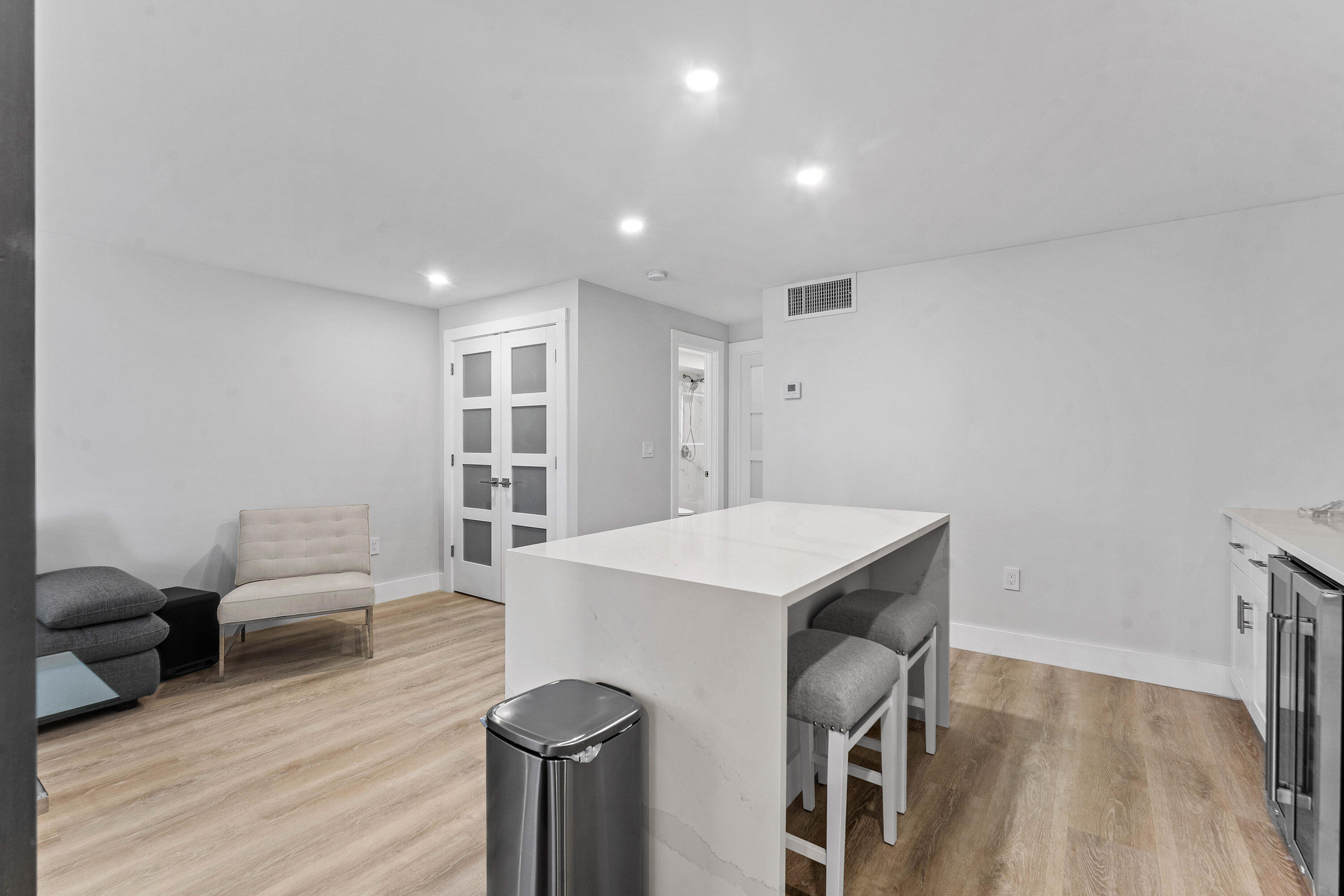 PARADISE VILLAS CONDO - Residential