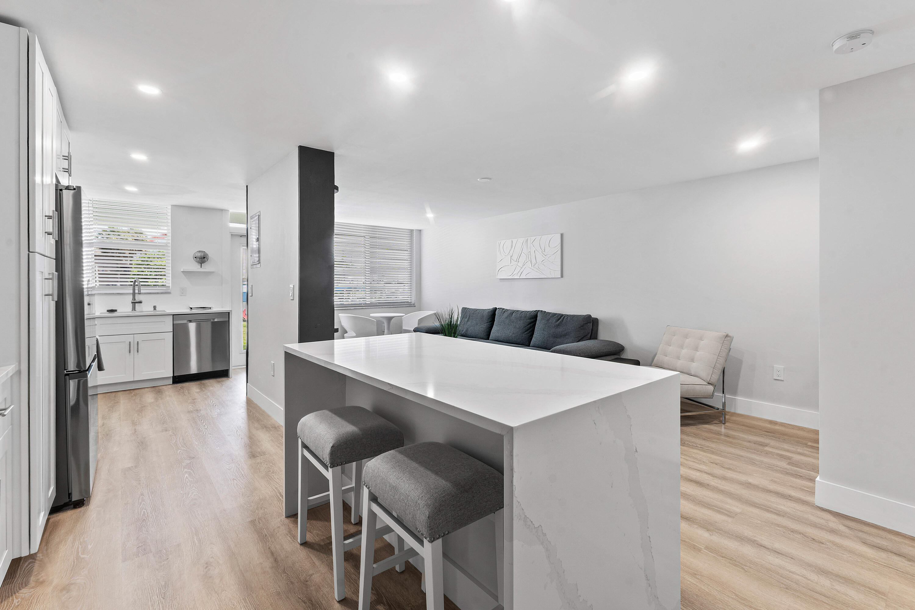 PARADISE VILLAS CONDO - Residential