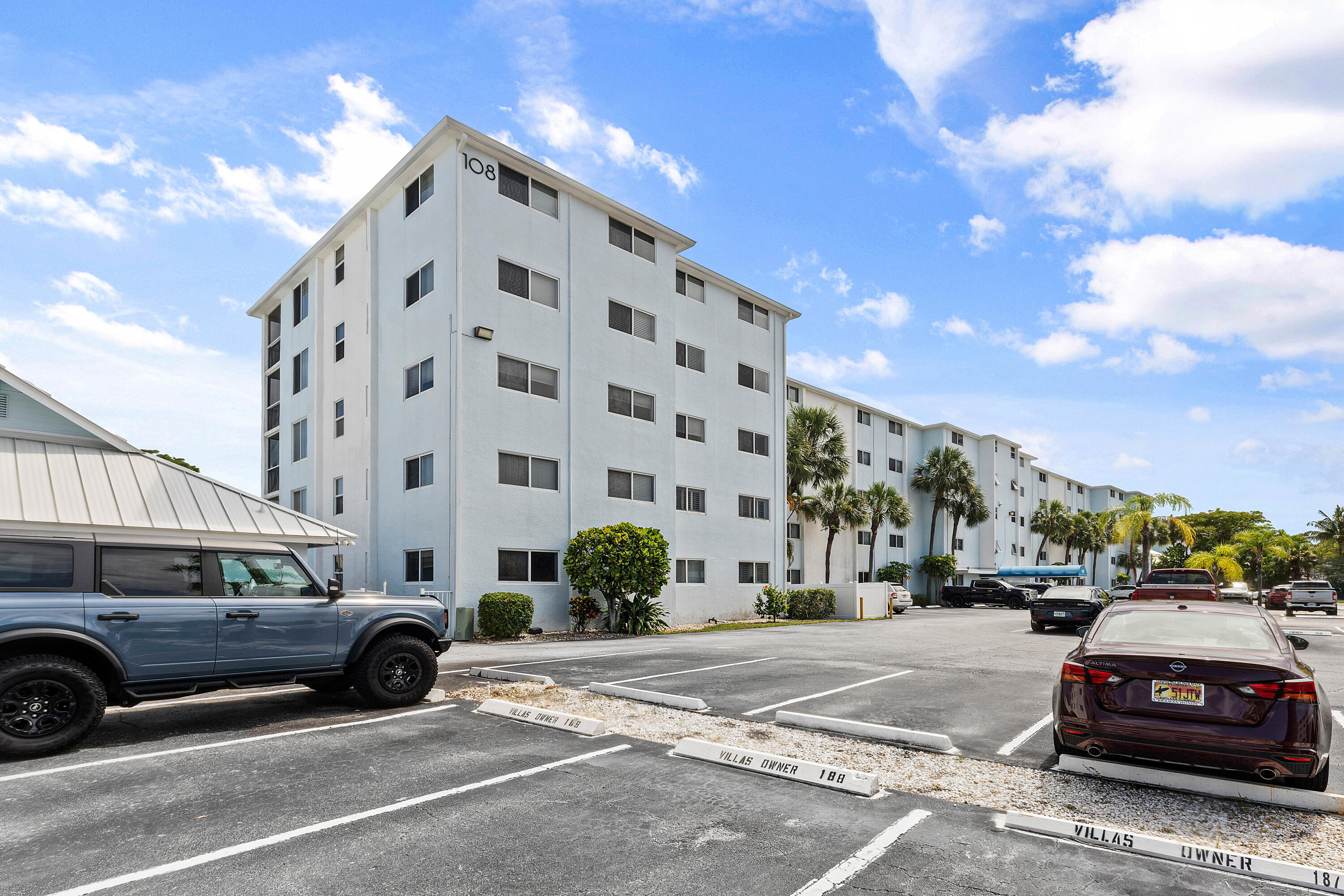 PARADISE VILLAS CONDO - Residential