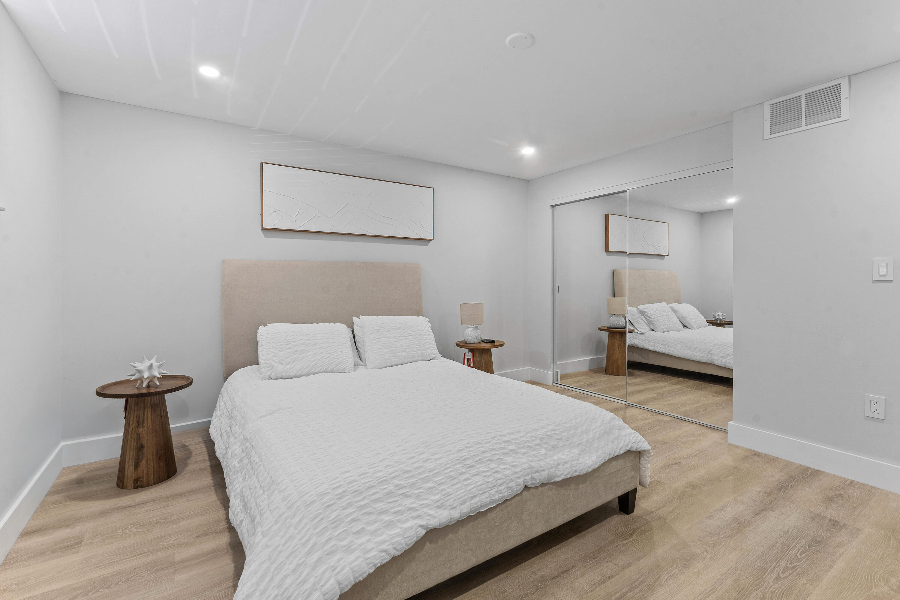 PARADISE VILLAS CONDO - Residential