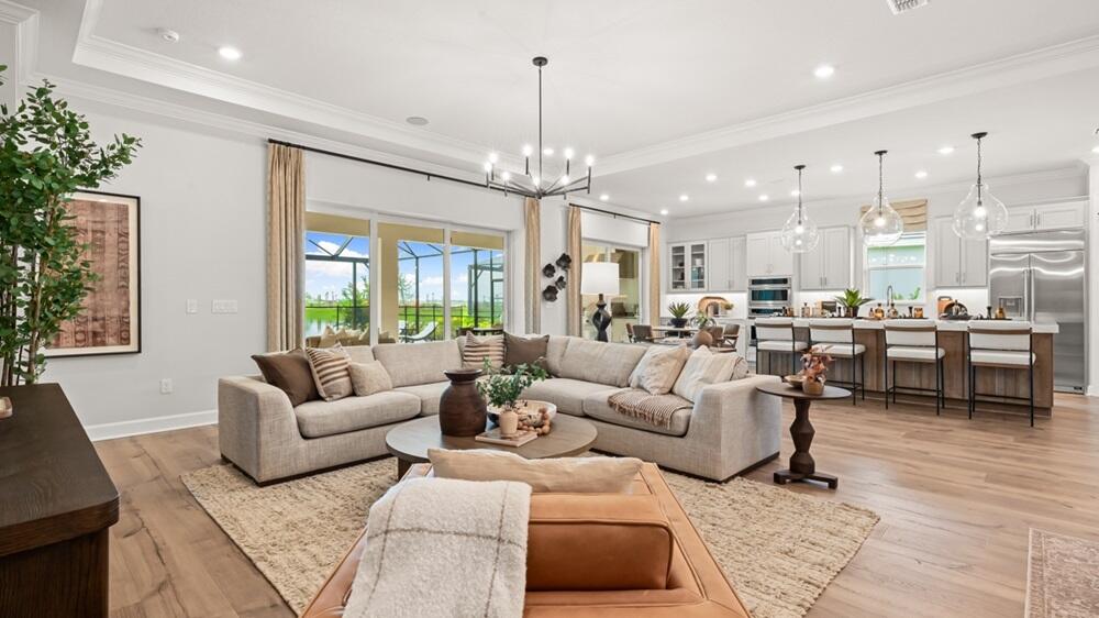 ASTOR CREEK - Residential