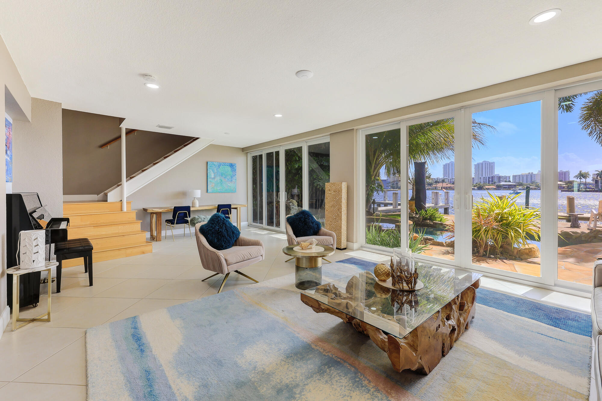 CYPRESS POINT - Residential