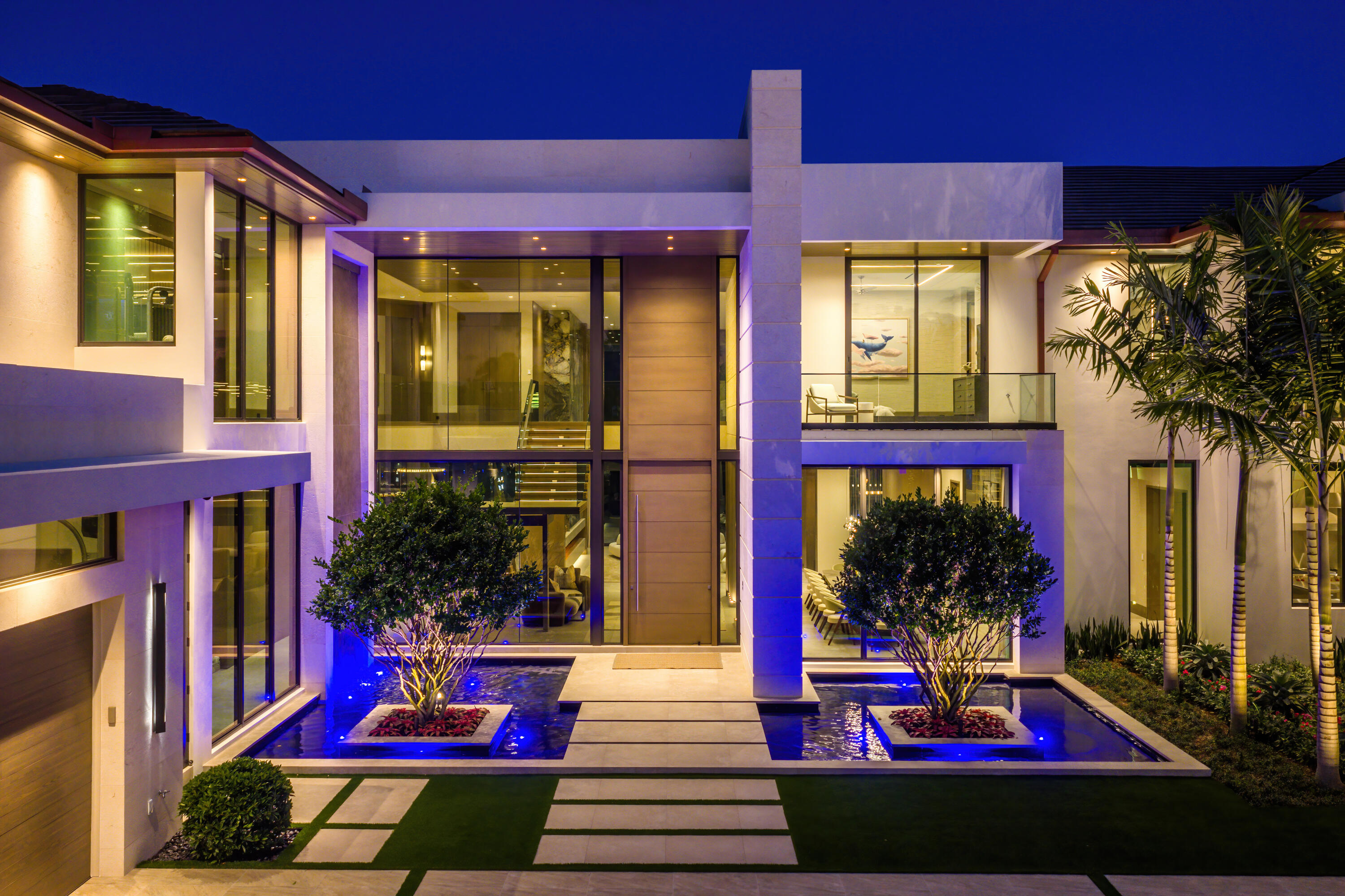 ROYAL PALM YACHT & COUNTRY CLUB - Residential