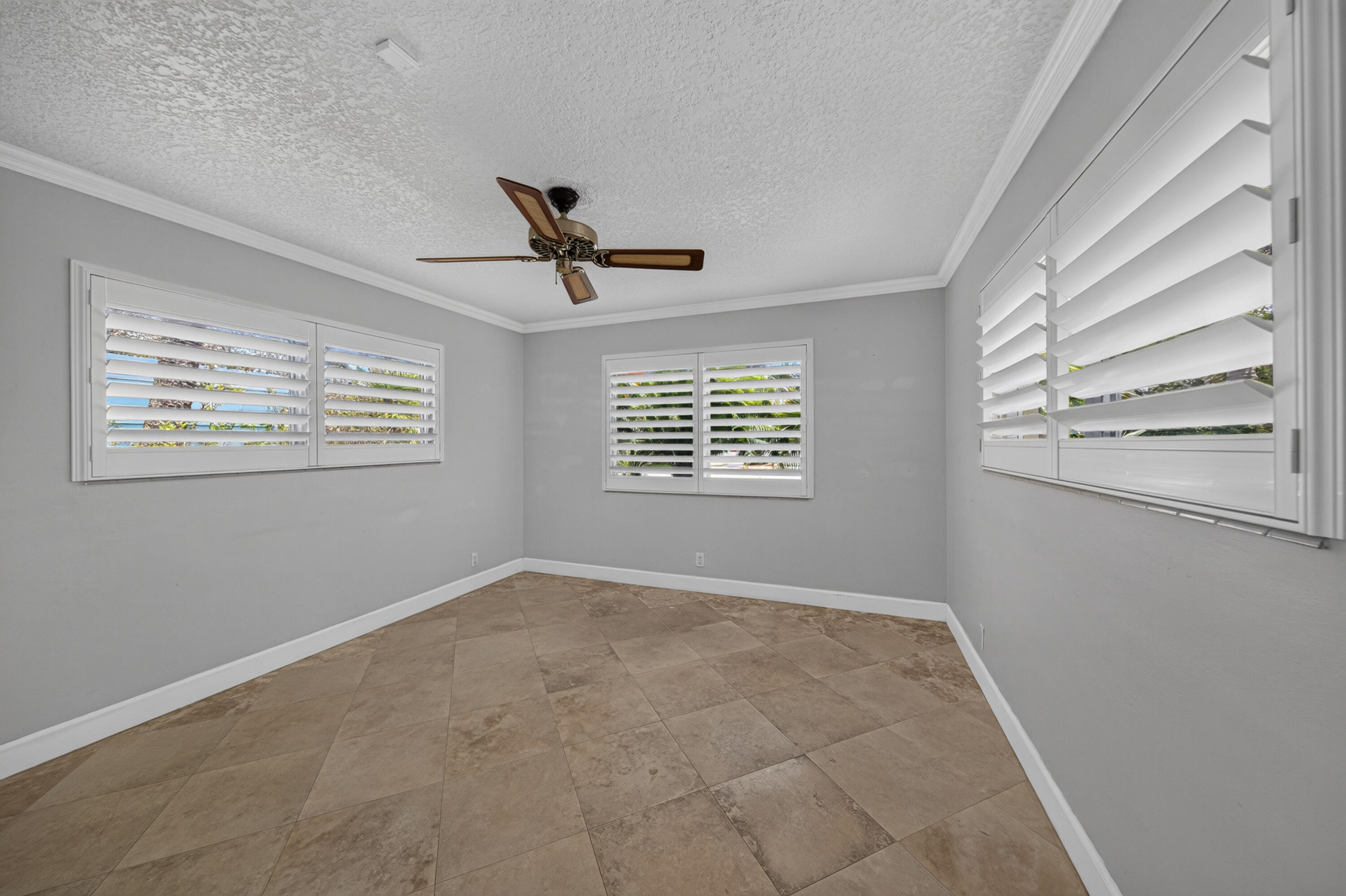 SOUTH NEW RIVER ISLES SEC - Residential