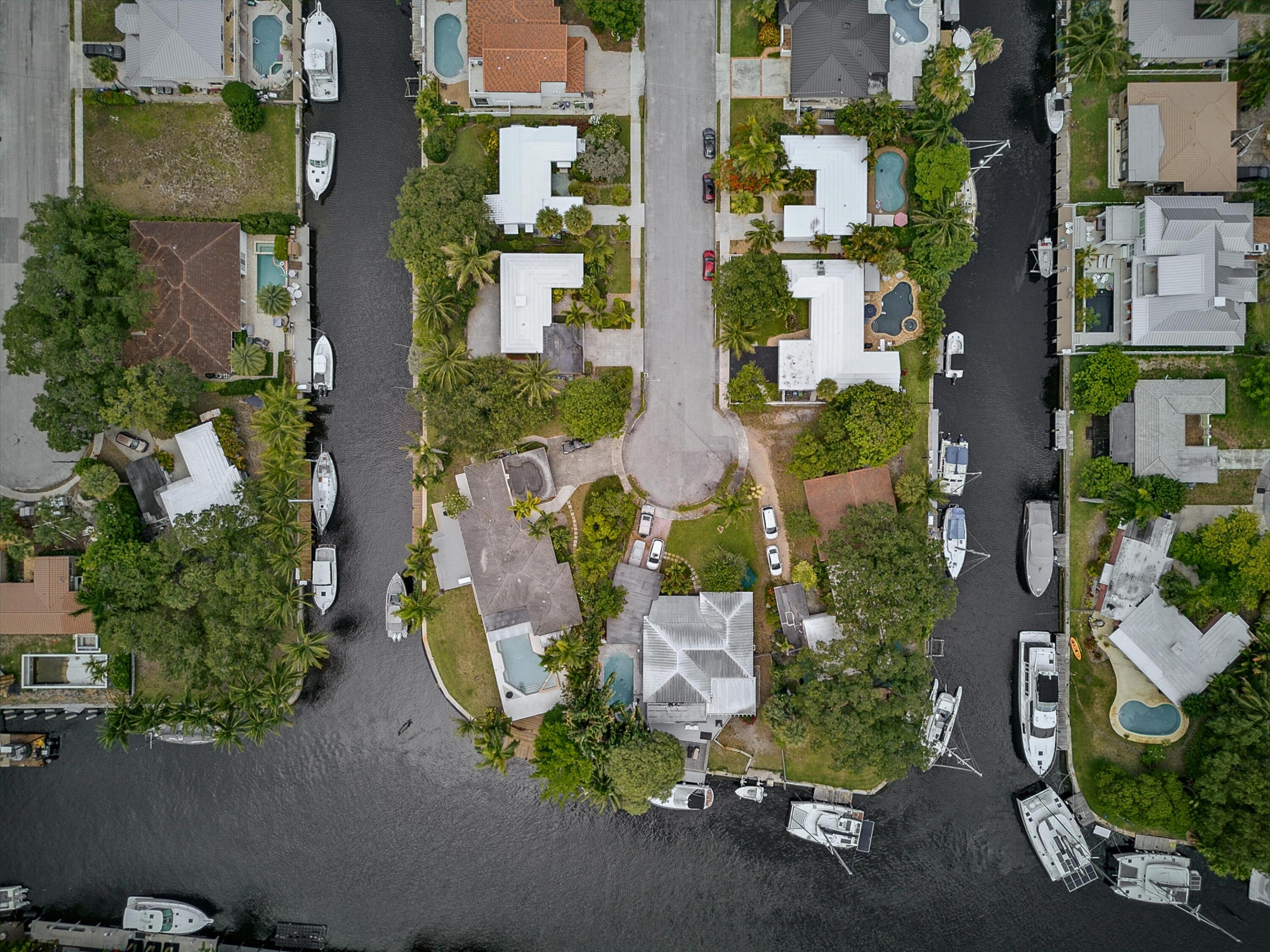 SOUTH NEW RIVER ISLES SEC - Residential