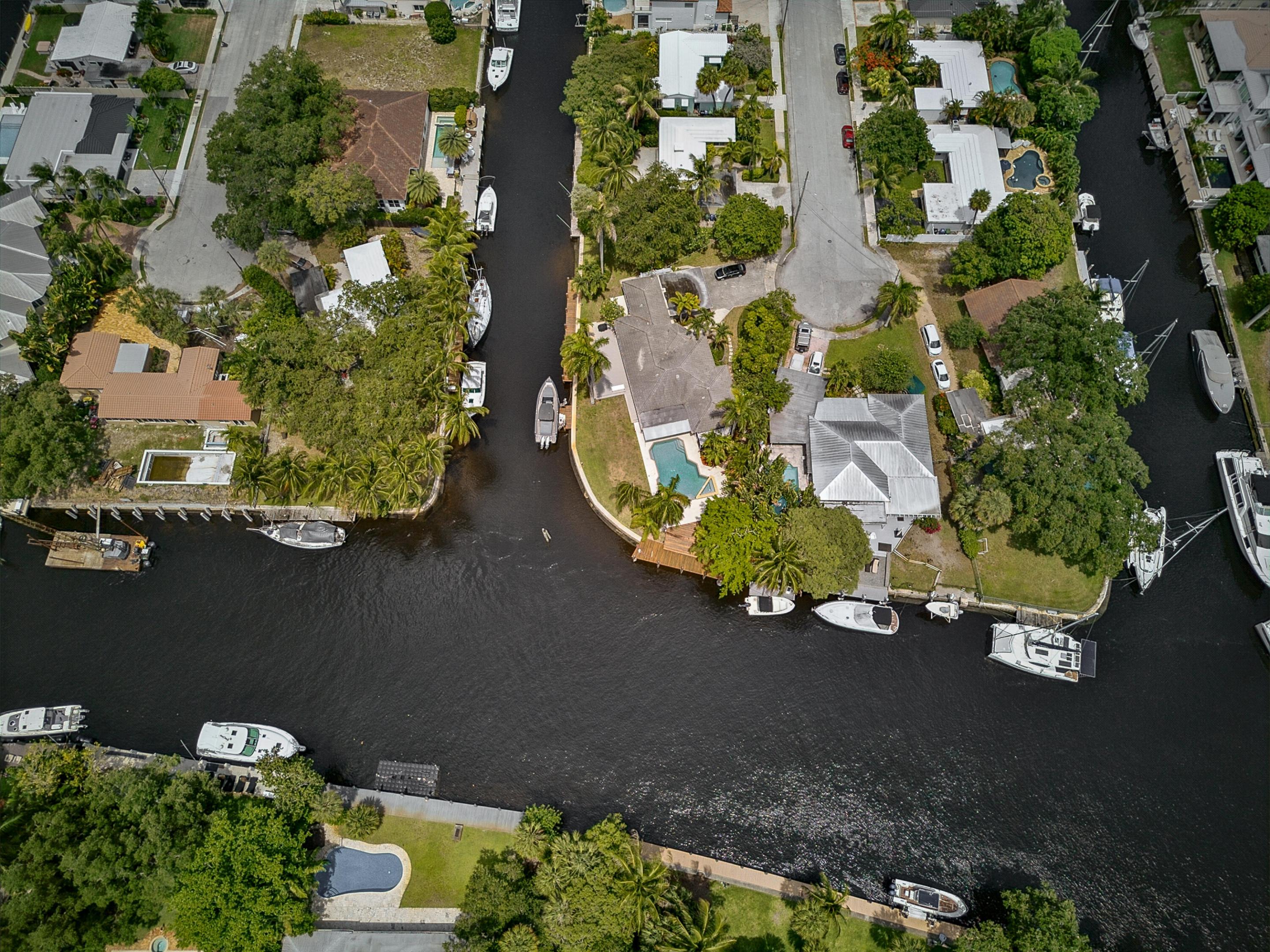 SOUTH NEW RIVER ISLES SEC - Residential