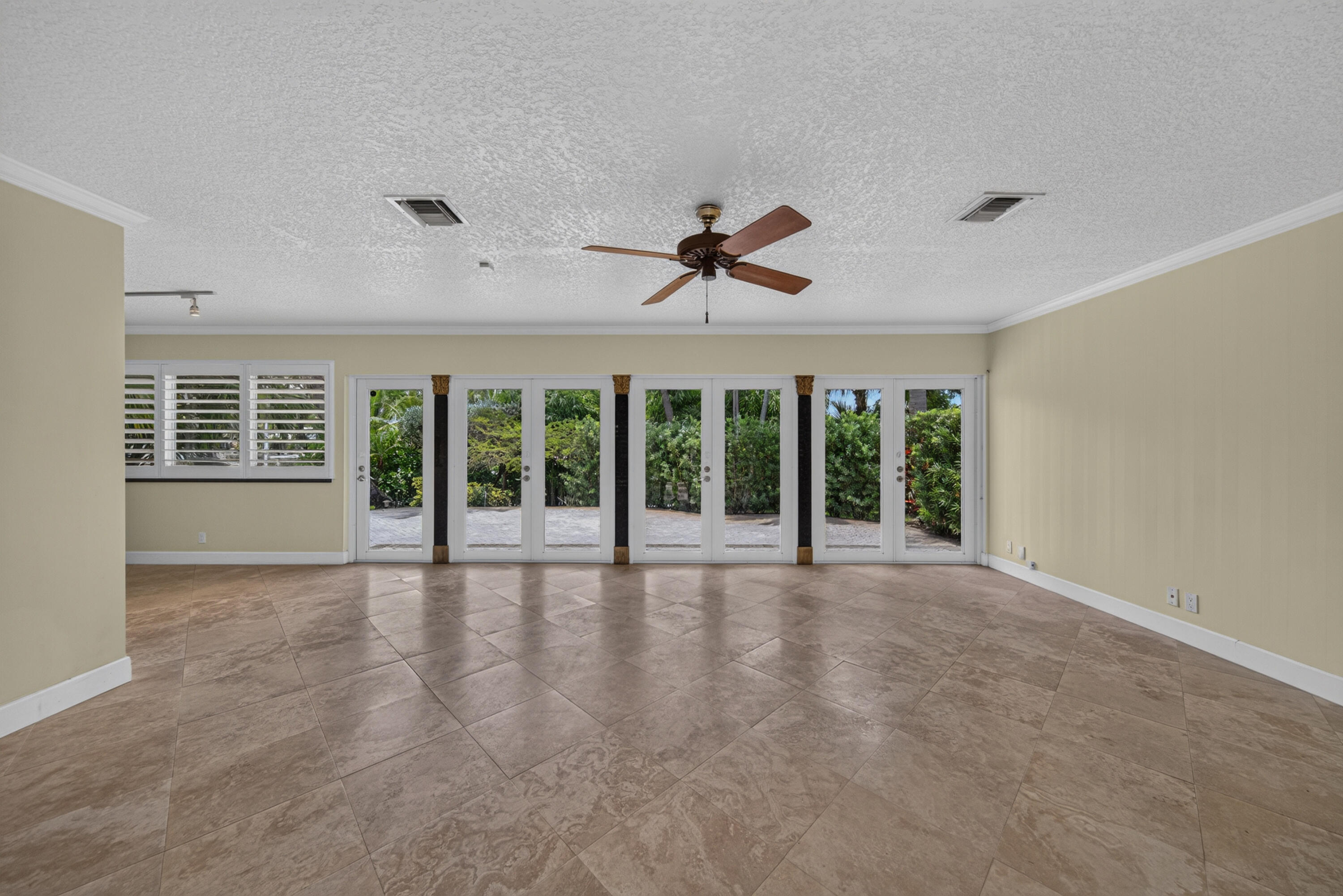 SOUTH NEW RIVER ISLES SEC - Residential
