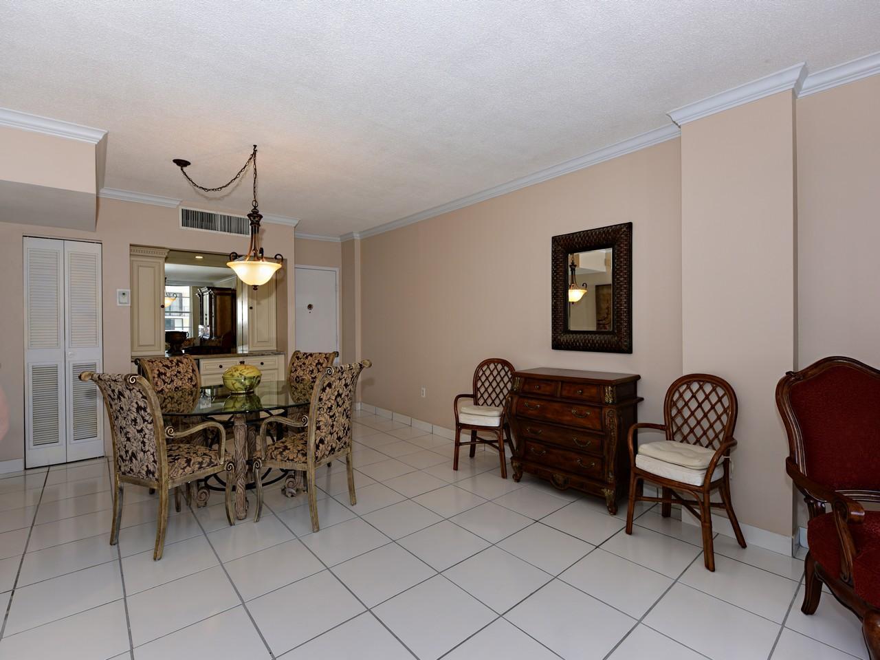 PATRICIAN OF PALM BEACH CONDO - Residential Lease