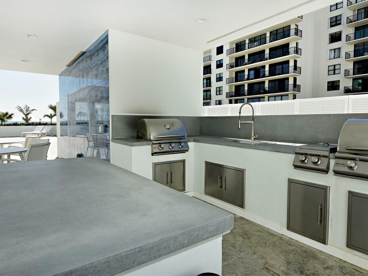 PATRICIAN OF PALM BEACH CONDO - Residential Lease