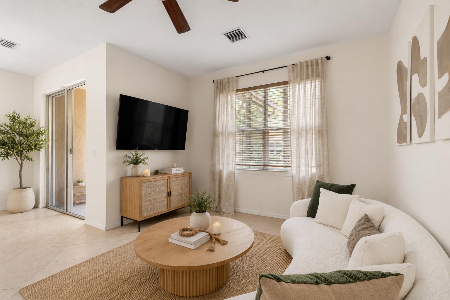 SEMINOLE ESTATES & TOWNHOMES - Residential