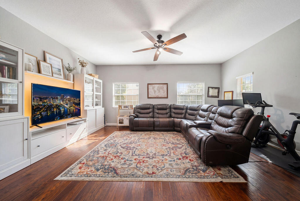 CYPRESS GROVE - Residential Lease