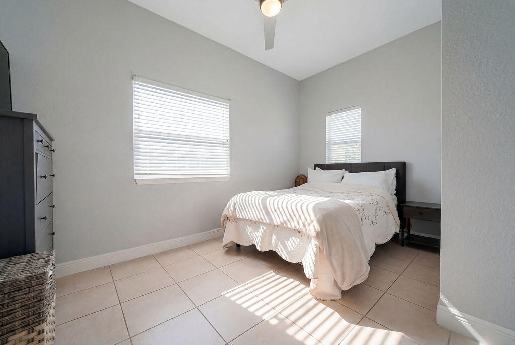 CYPRESS GROVE - Residential Lease