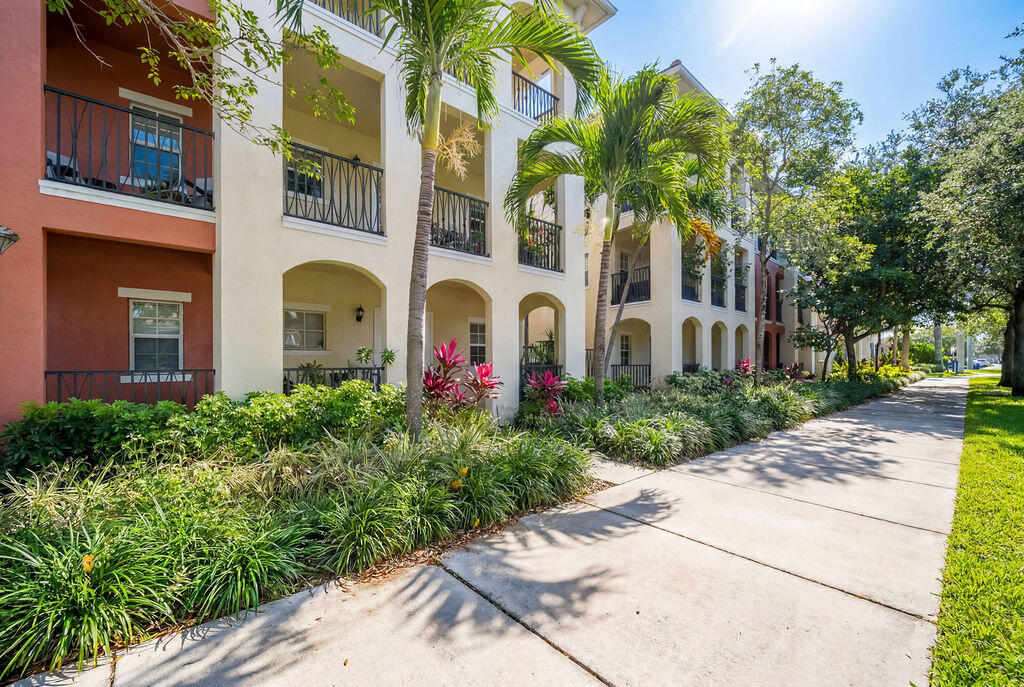 CYPRESS GROVE - Residential Lease