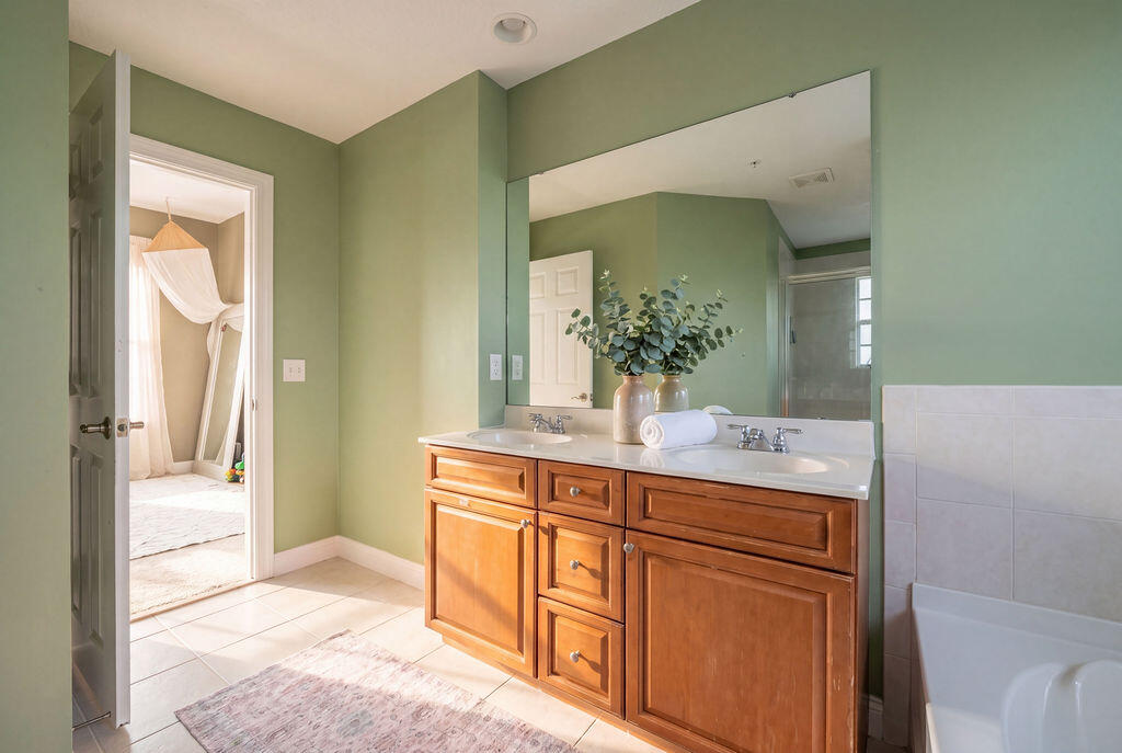 CYPRESS GROVE - Residential Lease