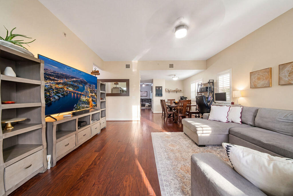 CYPRESS GROVE - Residential Lease