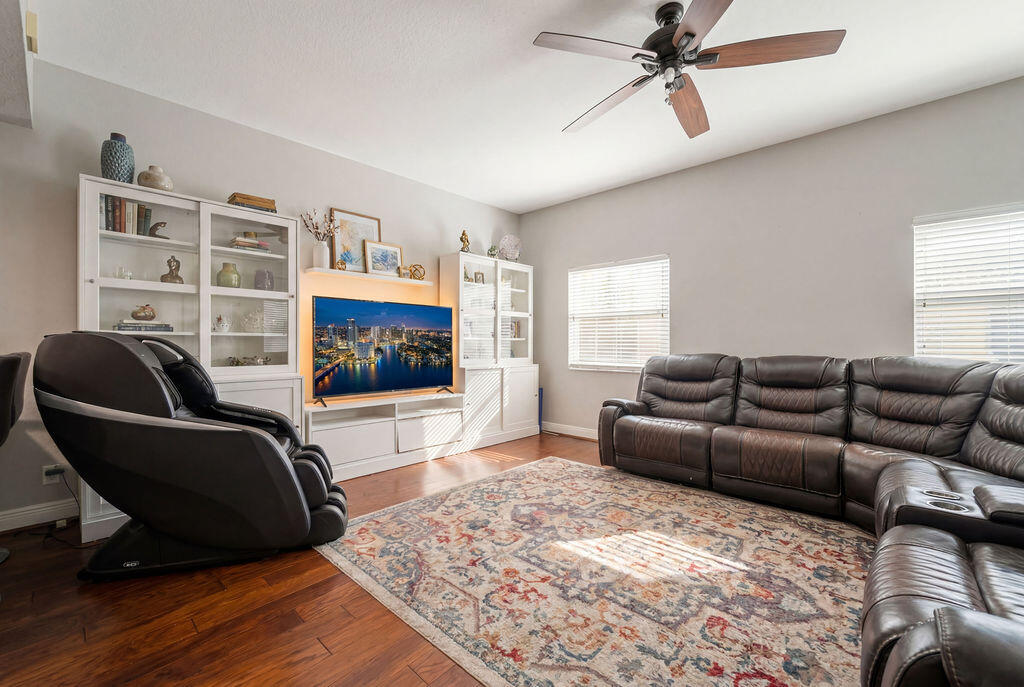 CYPRESS GROVE - Residential Lease