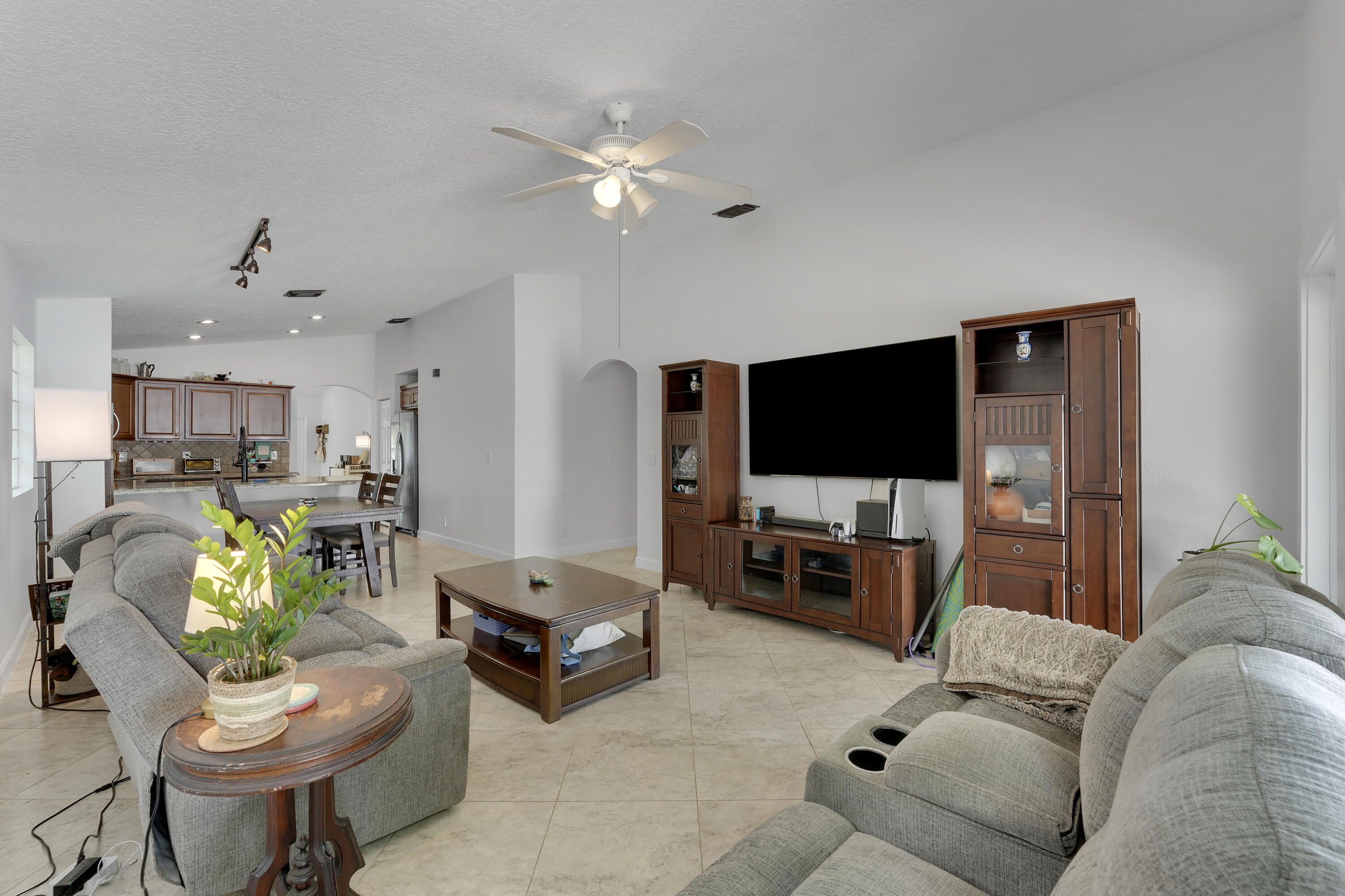 FOSTERS MILL - Residential