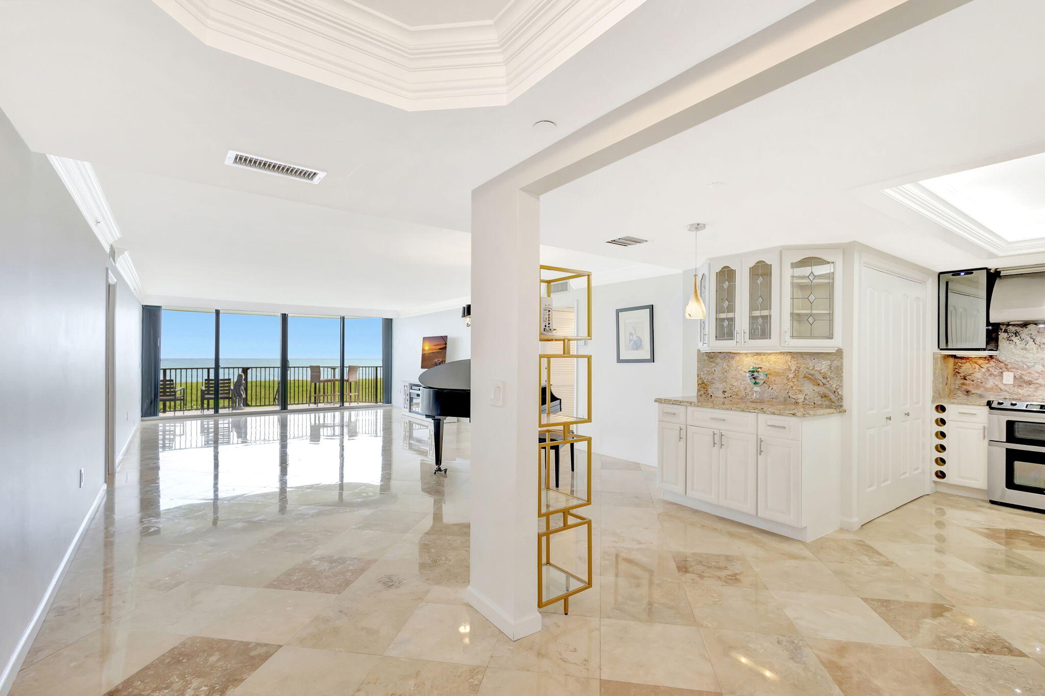 TEQUESTA TOWERS CONDO - Residential