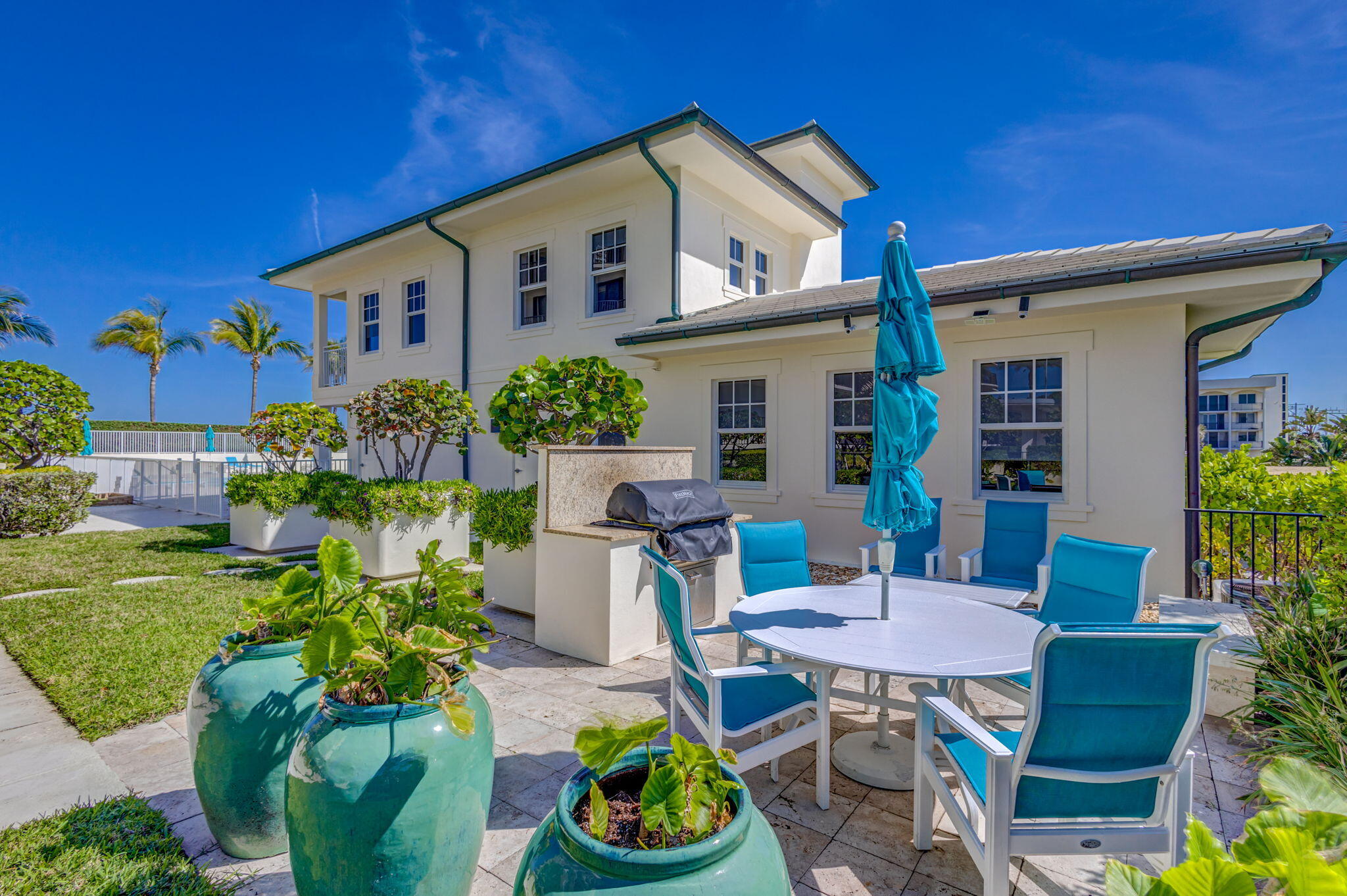 TEQUESTA TOWERS CONDO - Residential