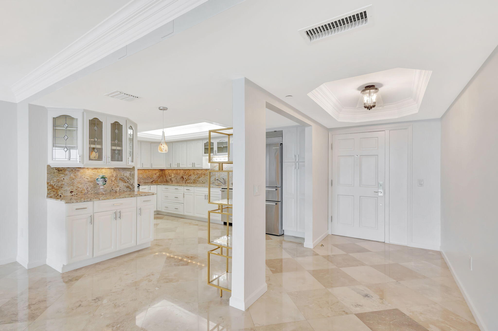 TEQUESTA TOWERS CONDO - Residential