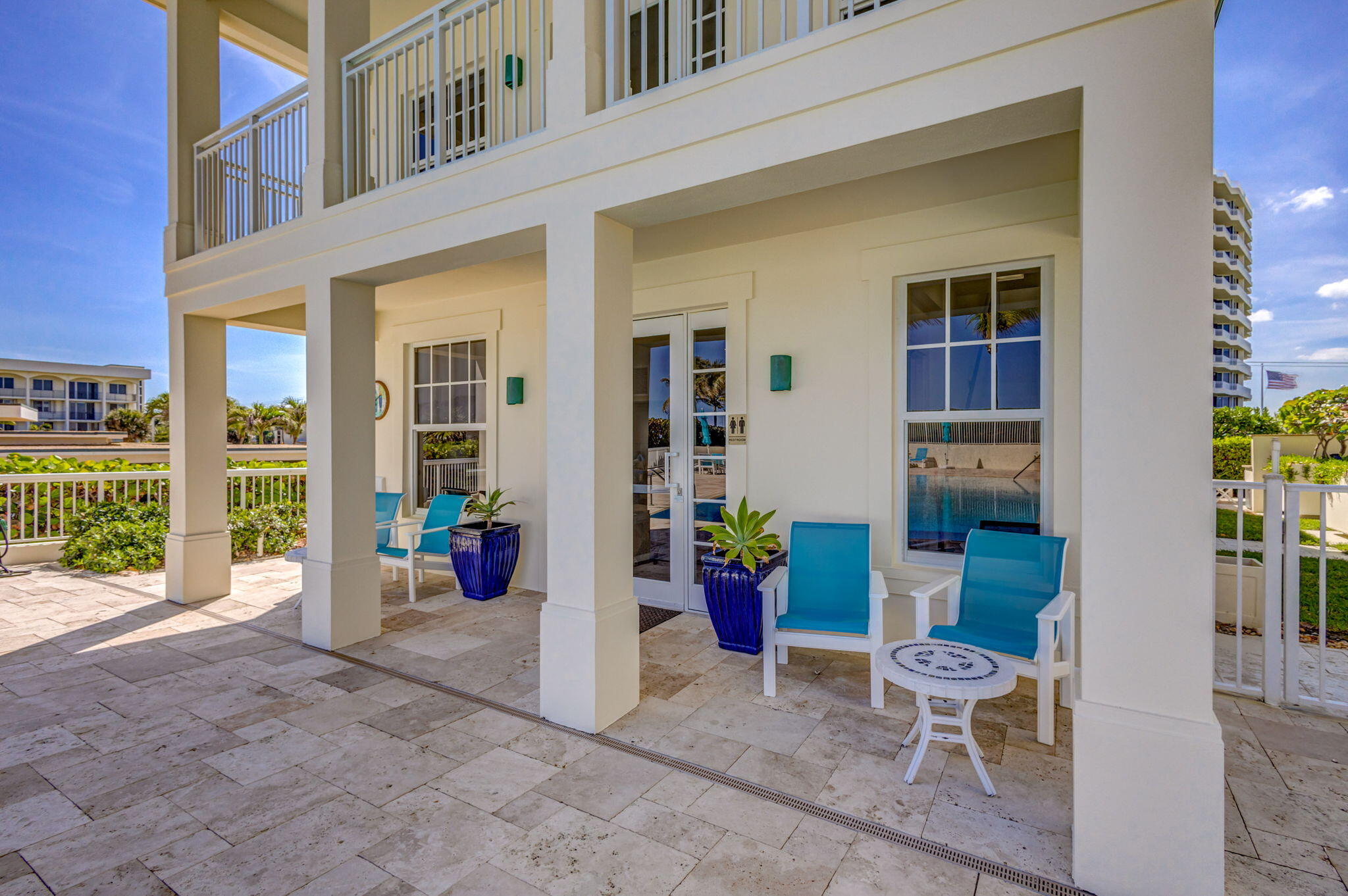 TEQUESTA TOWERS CONDO - Residential