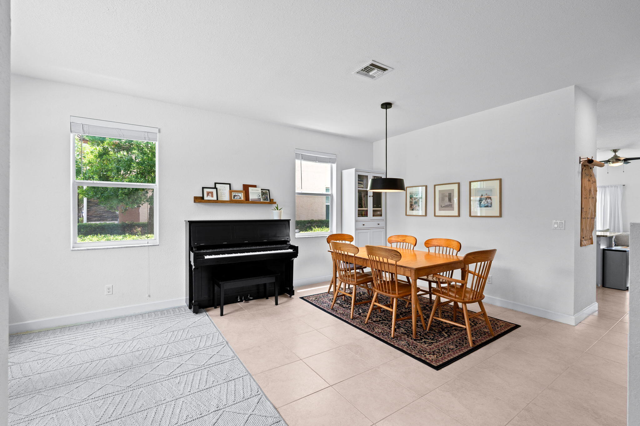 CHARLESTON COMMONS 2 - Residential